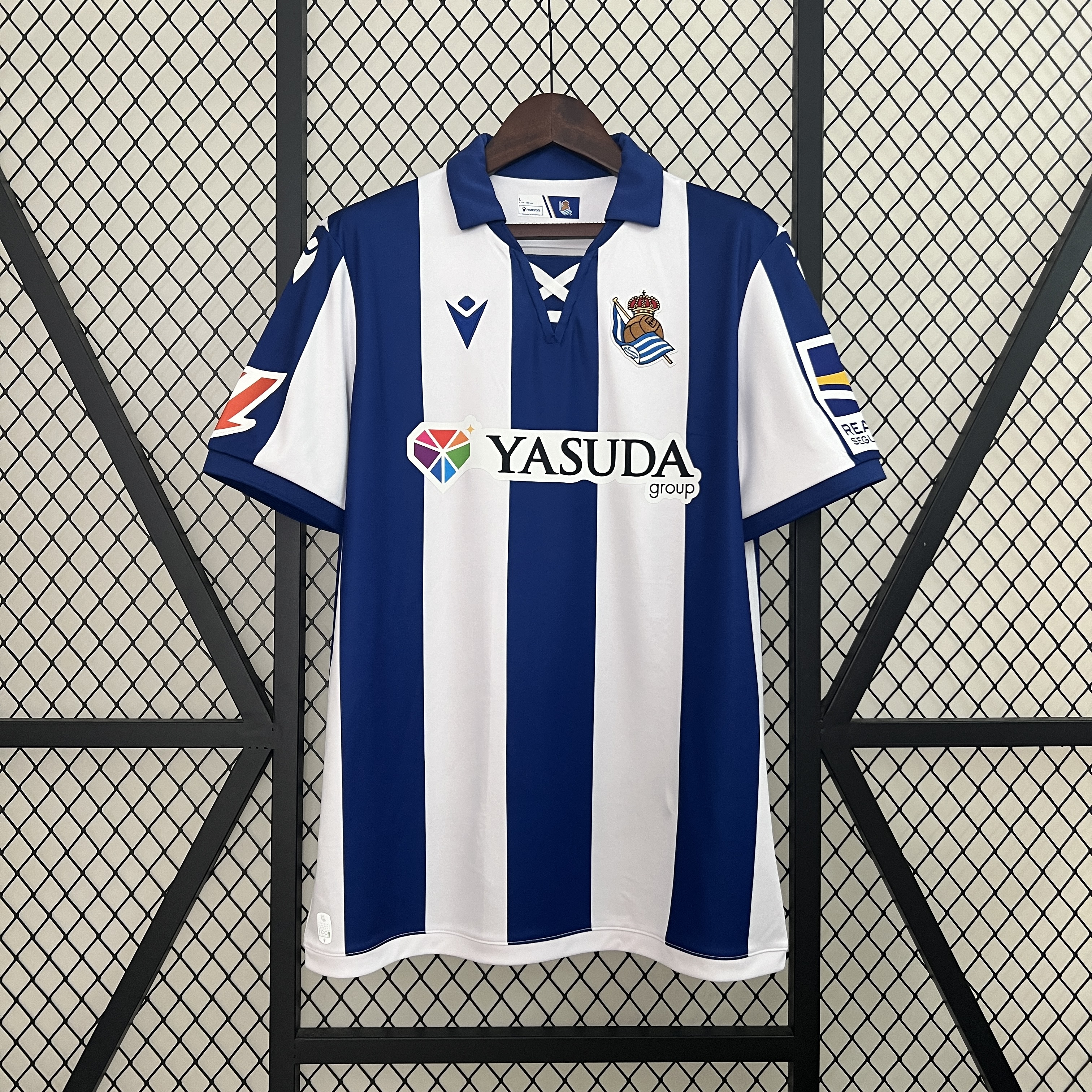 Real Sociedad 24-25 Home Stadium Jersey - Fans Version - UnitedFutballJersey