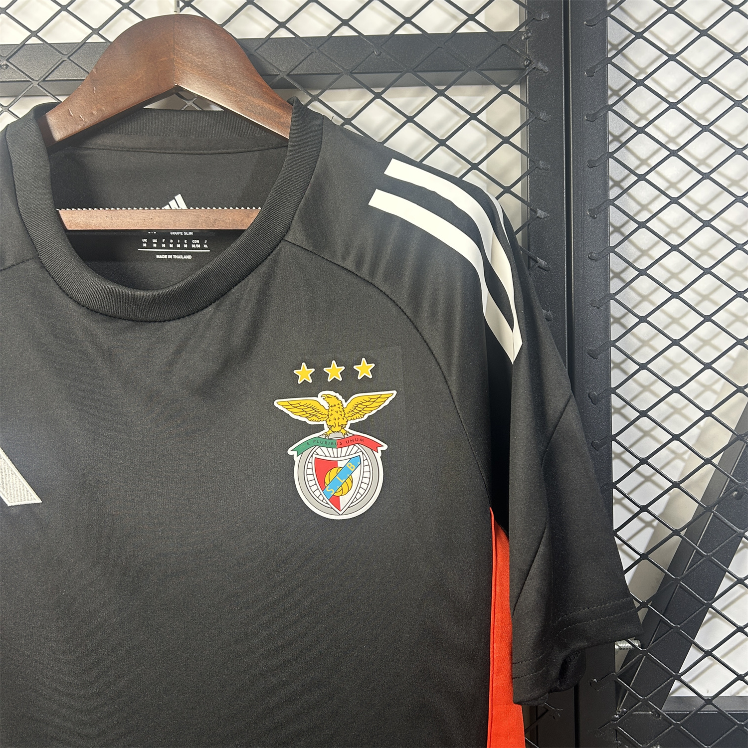 Benfica 25-26 Black Training Jersey - Fans Version - UnitedFutballJersey