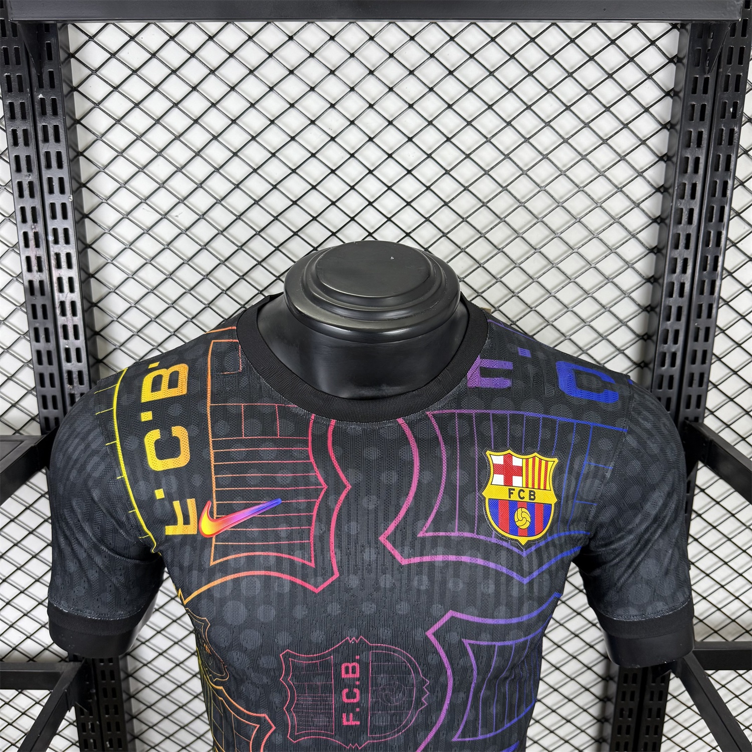 Barcelona 25-26 Fluorescent Team Logo Lines Black Jersey - Player Version - UnitedFutballJersey