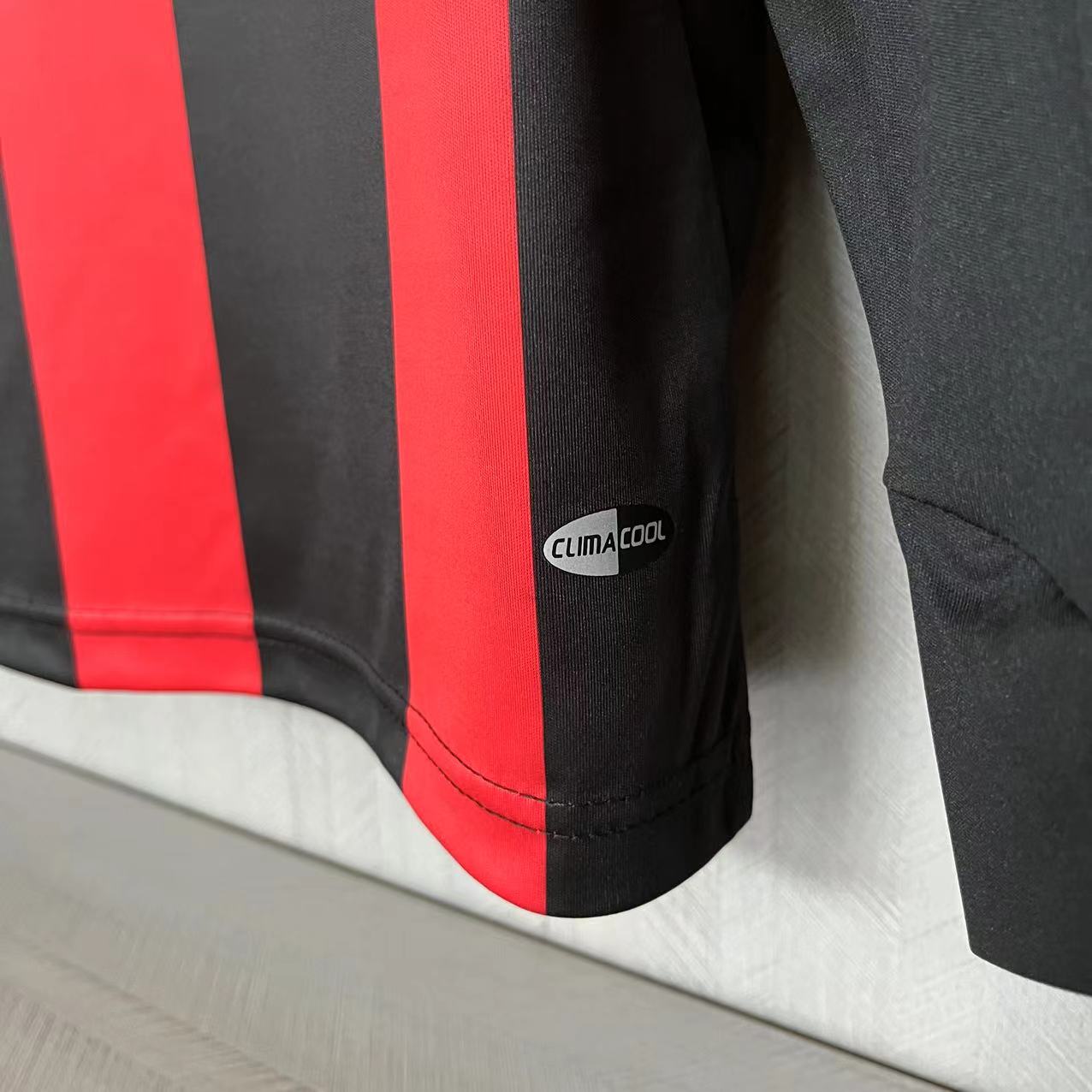 Retro AC Milan 2008-09 Home Long Sleeve Jersey - UnitedFutballJersey