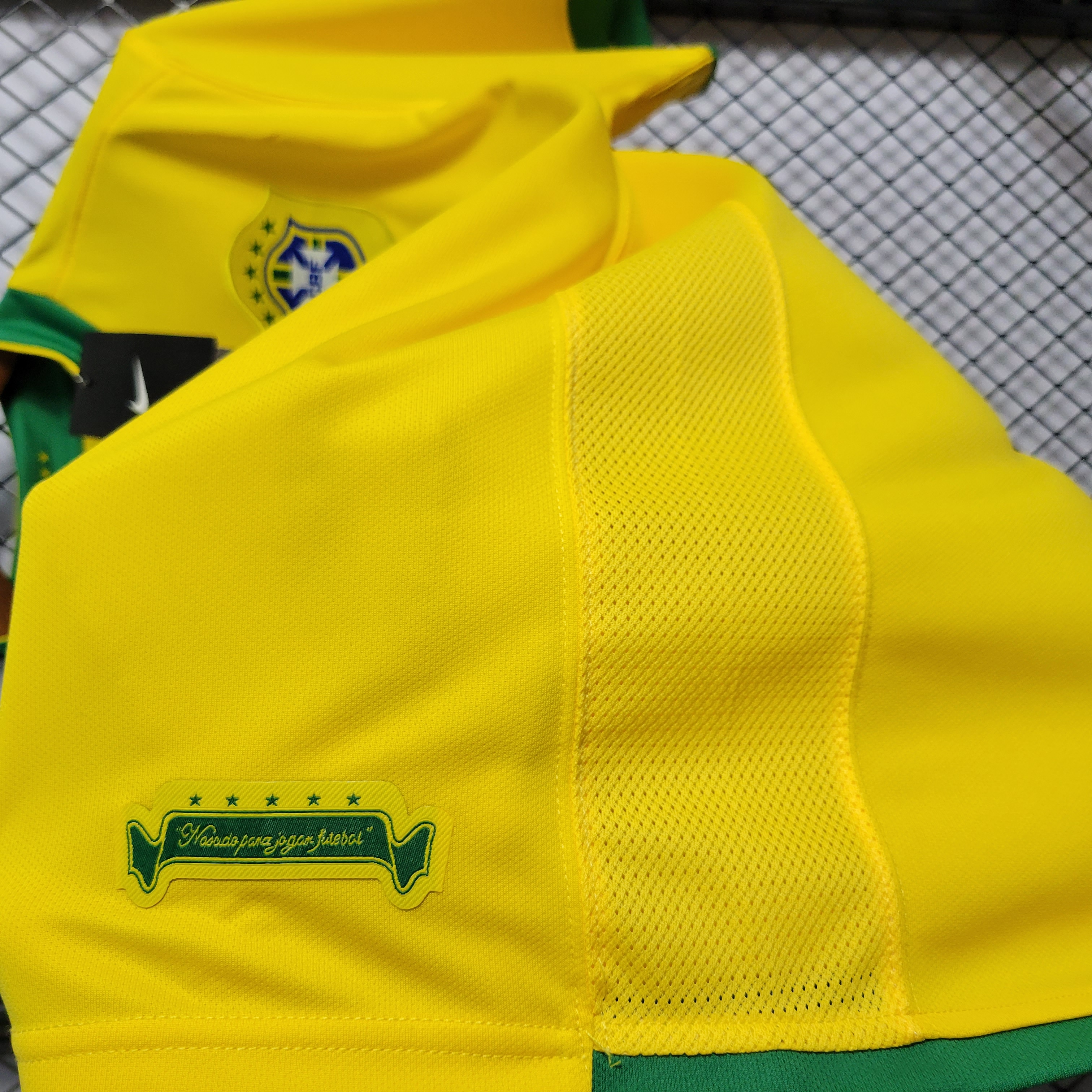 Retro Brazil 2006 Home Stadium Jersey - UnitedFutballJersey