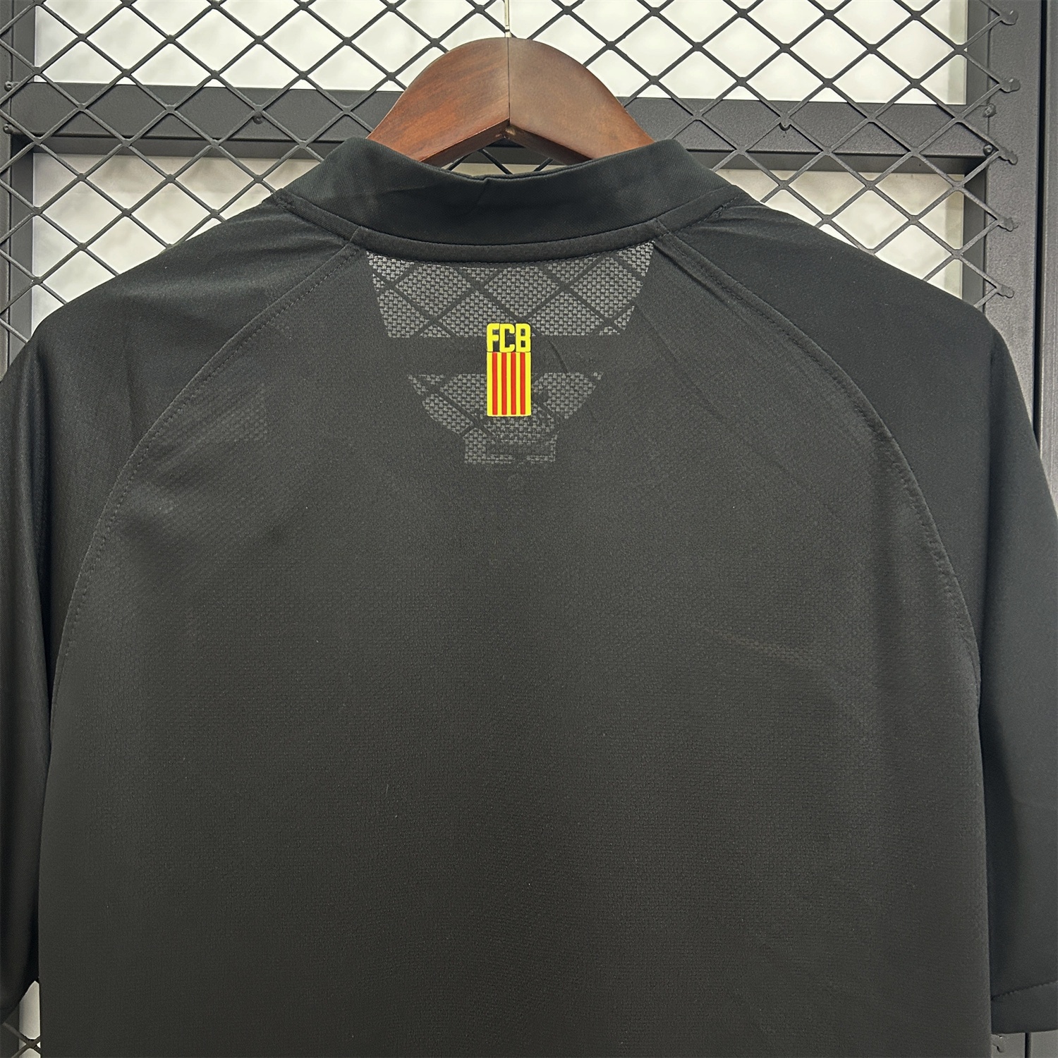 Retro Barcelona 11-12 Away Jersey - UnitedFutballJersey