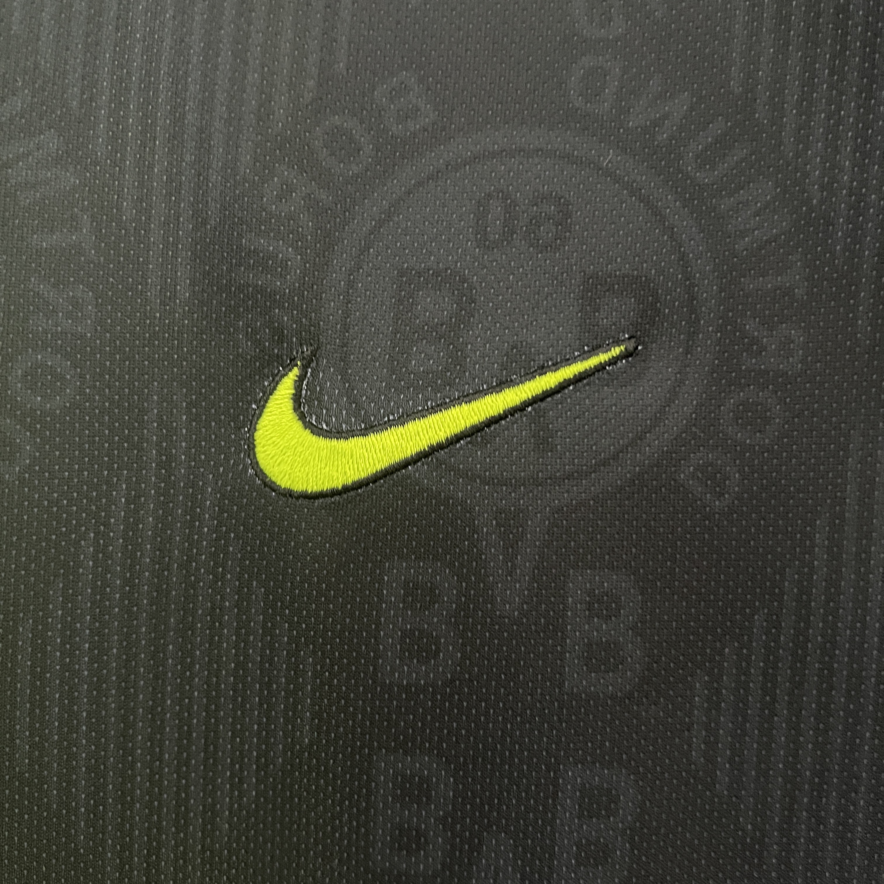 Retro Dortmund 1996-97 Away Jersey - UnitedFutballJersey