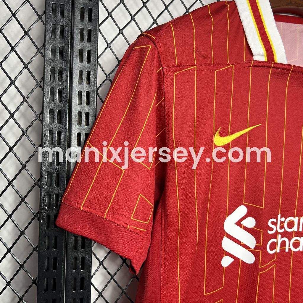 Liver.pool 24-25 Home Jersey with Golden Champions Patch - Fans Version - UnitedFutballJersey