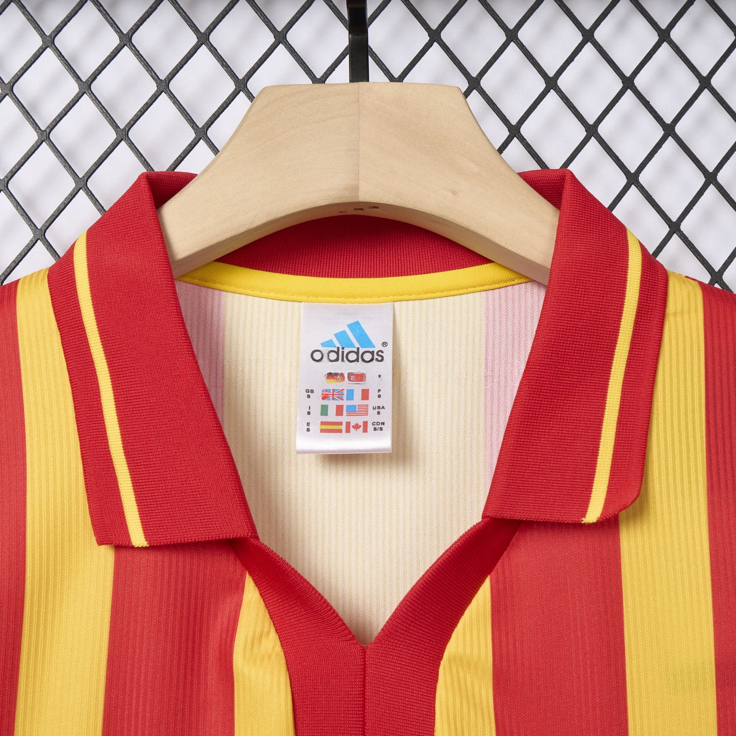Retro Galatasaray 2000-01 Home Jersey - UnitedFutballJersey