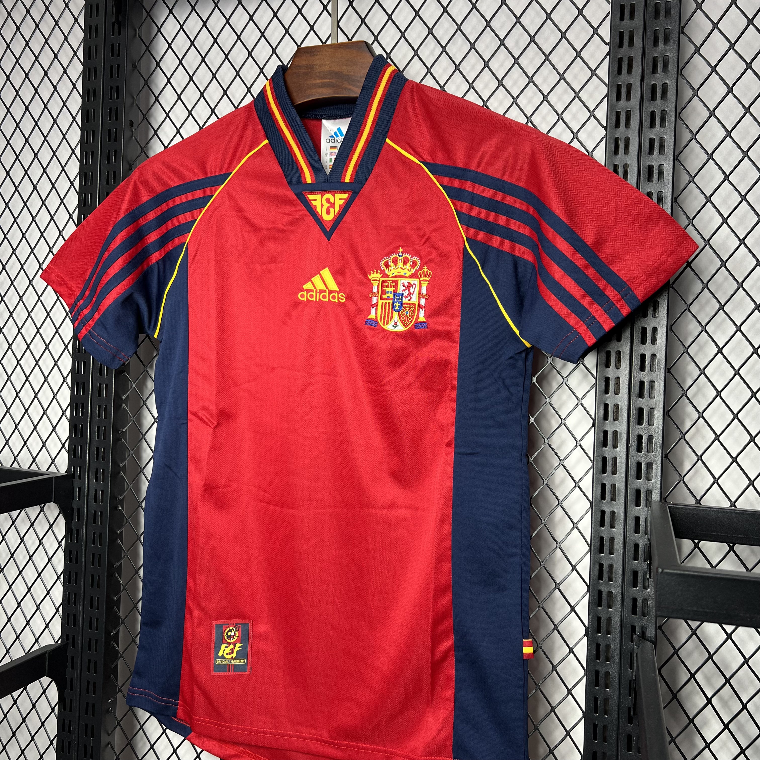 Retro Spain 1998 Home Stadium Jersey - UnitedFutballJersey