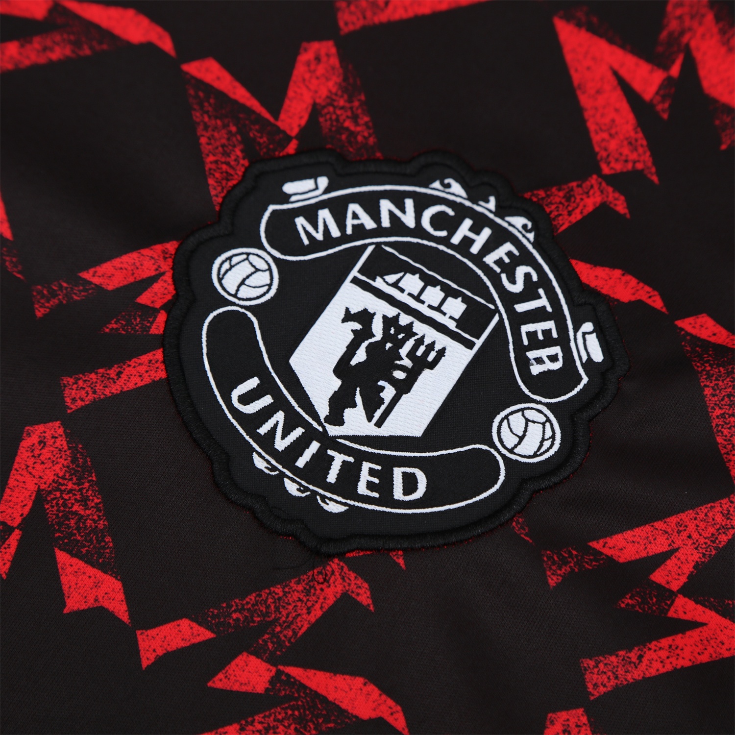Manchester United 25-26 Pre-Match Vest Training Set - Red Top & Black Shorts - UnitedFutballJersey