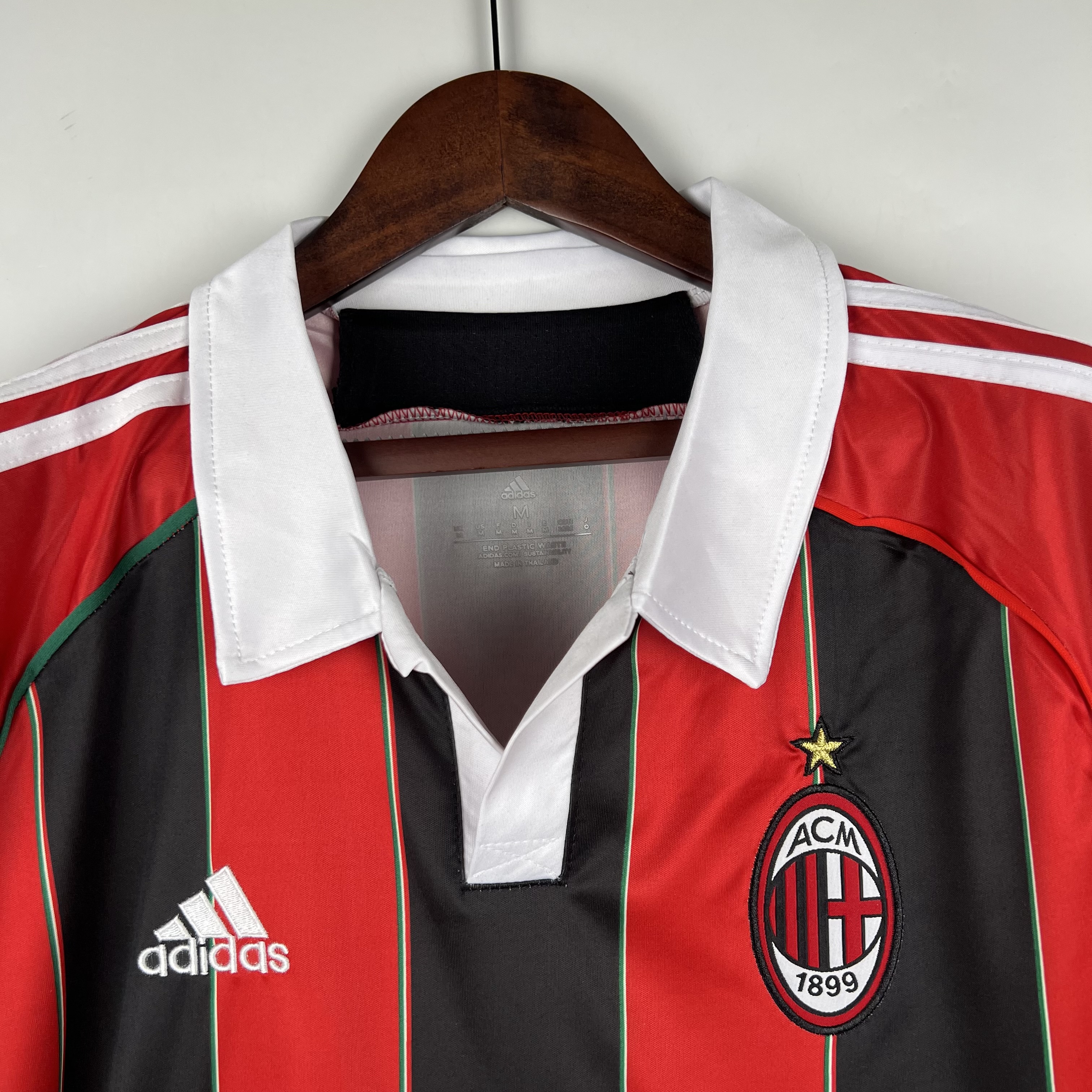 Retro AC Milan 2012-13 Home Stadium Jersey - UnitedFutballJersey