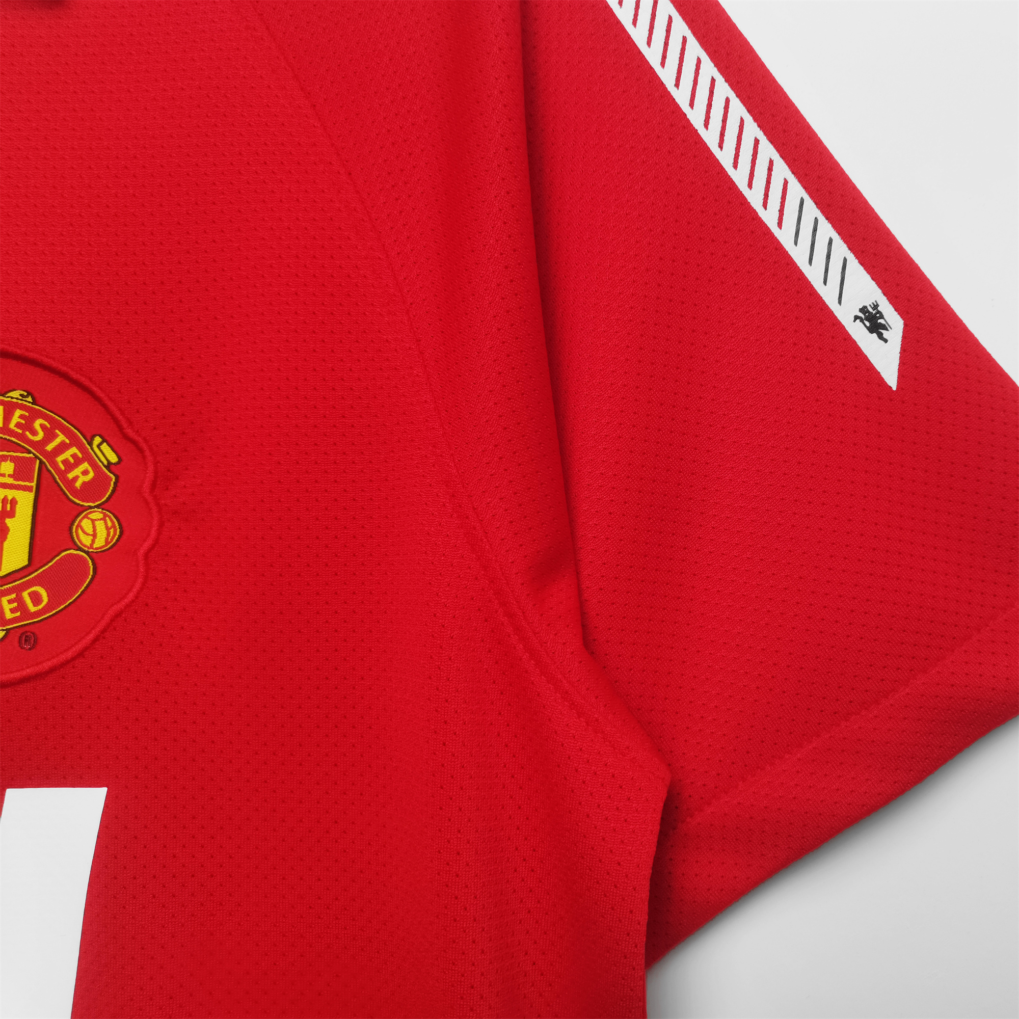 Manchester United Retro 10-11 Home Stadium Jersey - UnitedFutballJersey