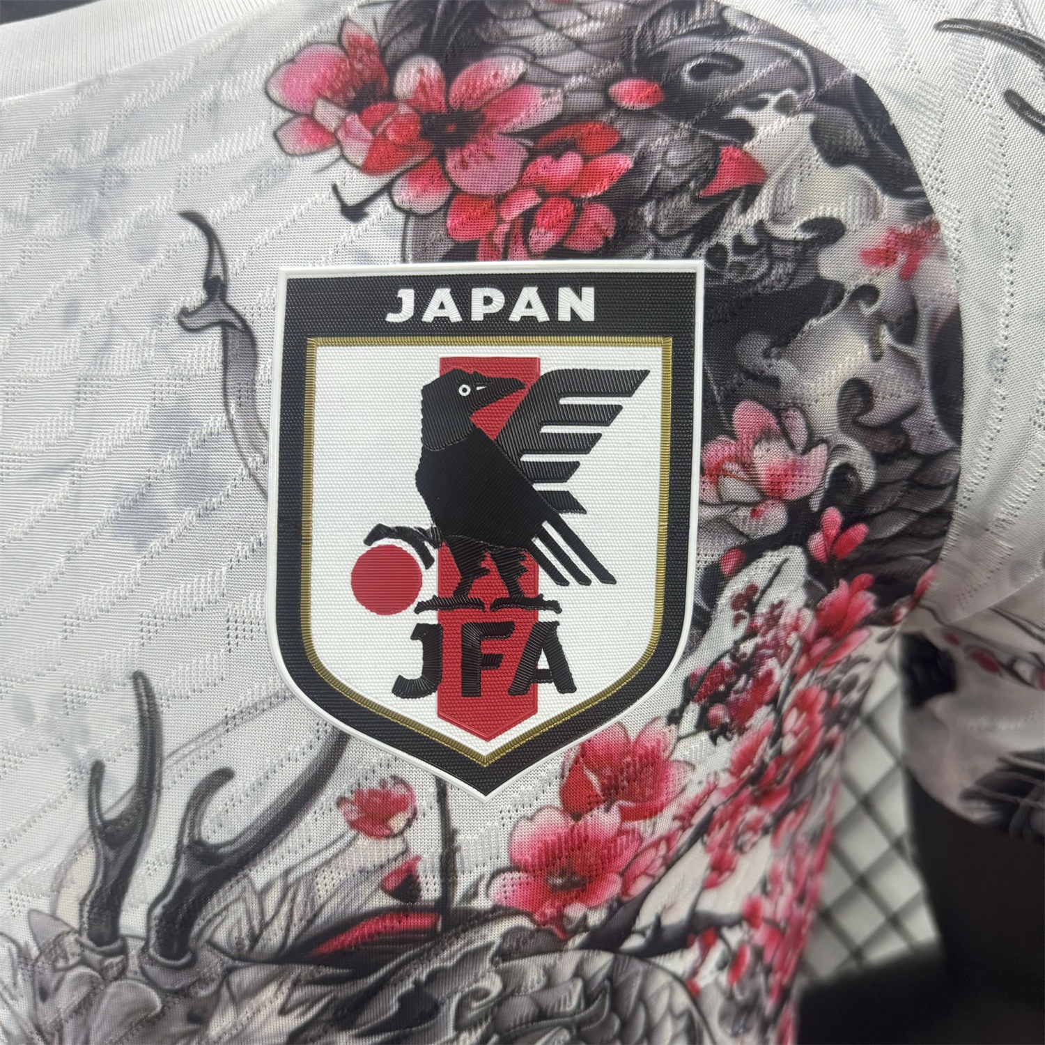 Japan 25-26 Black Dragon And Flowers White Special Jersey - Player Version - UnitedFutballJersey