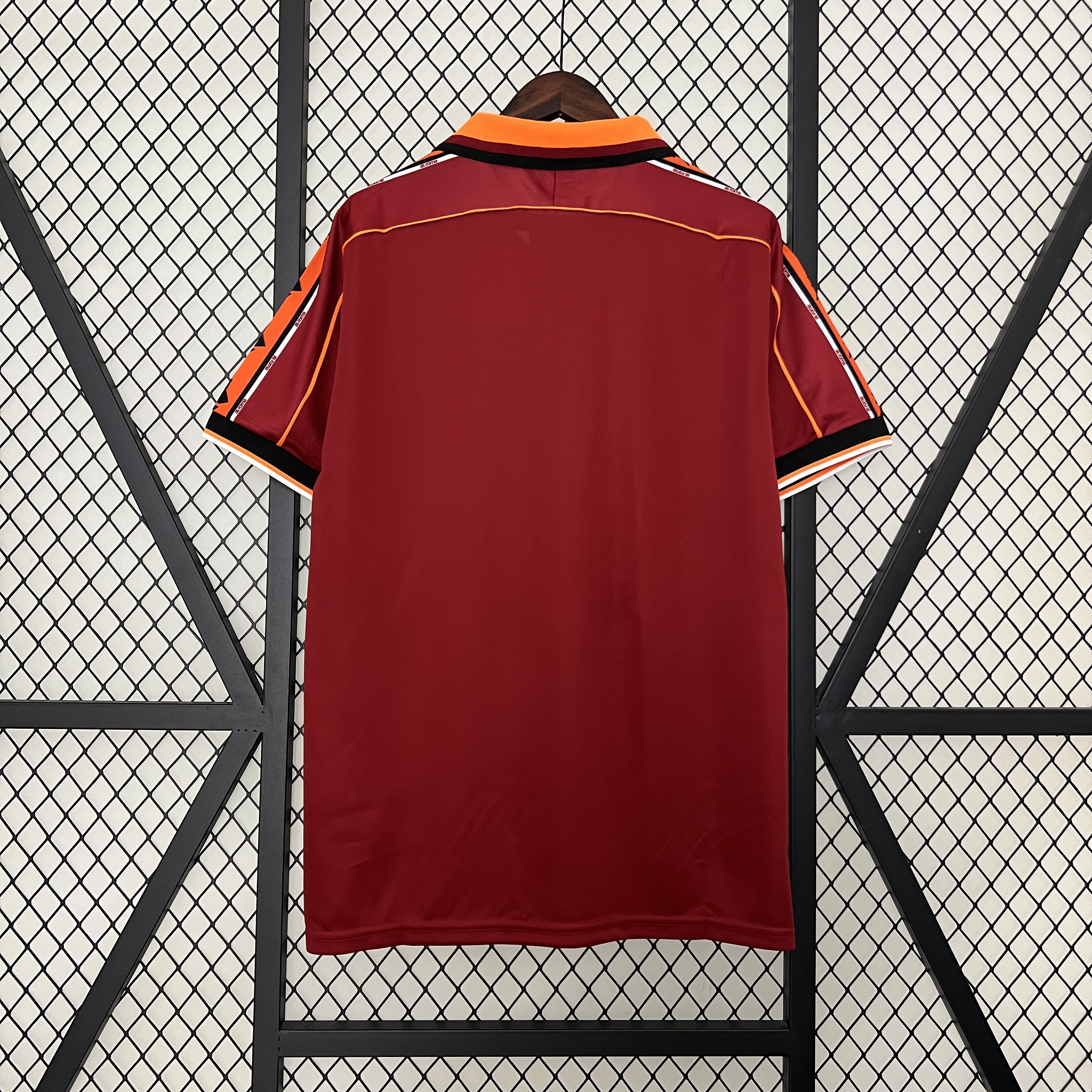 Retro Roma 1998-99 Home Jersey - UnitedFutballJersey