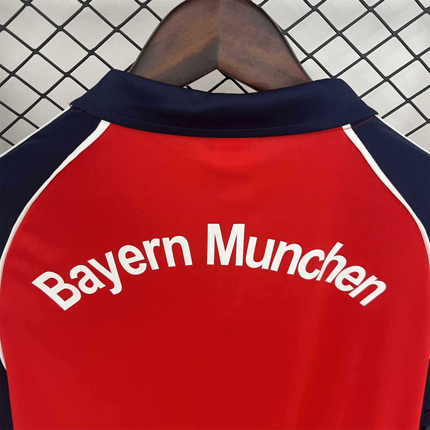 Retro Bayern Munich 2000-01 Home Jersey - UnitedFutballJersey