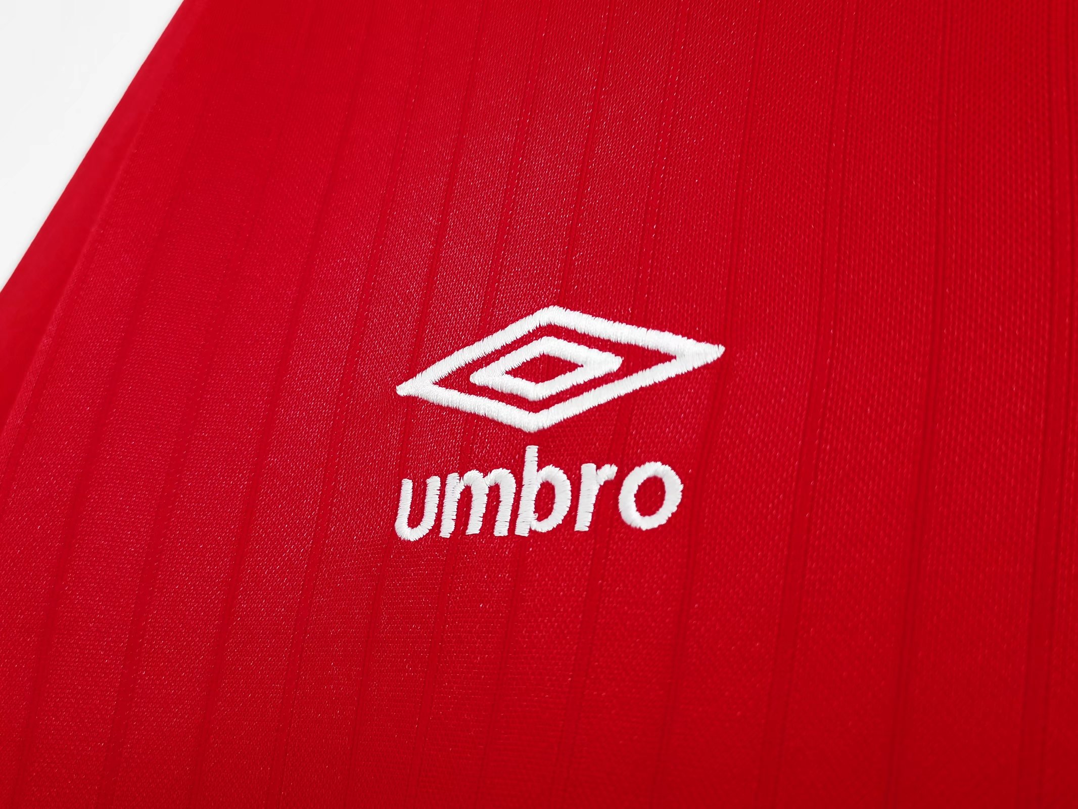 Retro England 1984-87 Away Stadium Jersey - UnitedFutballJersey