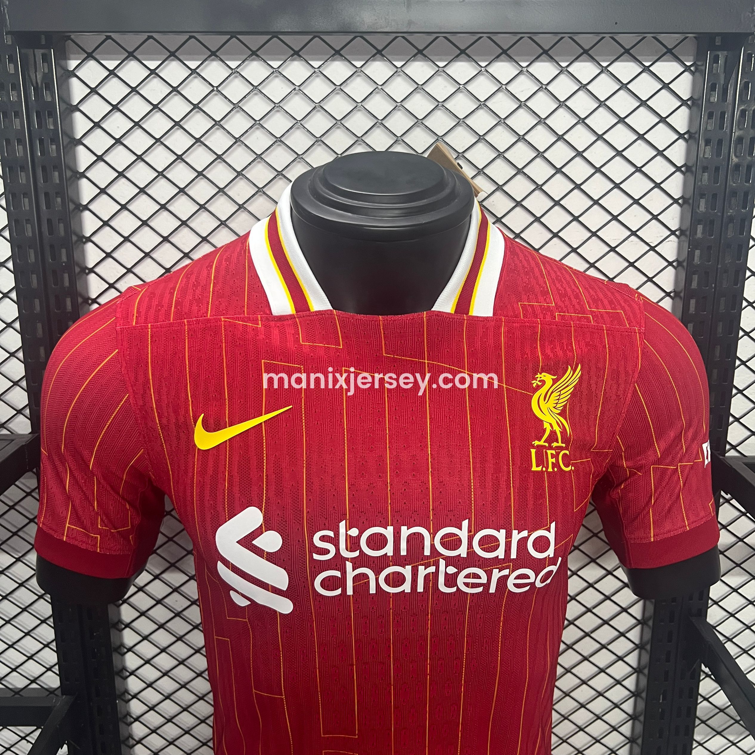 Liver.pool 24-25 Home Jersey with Golden Champions Patch - Player Version - UnitedFutballJersey