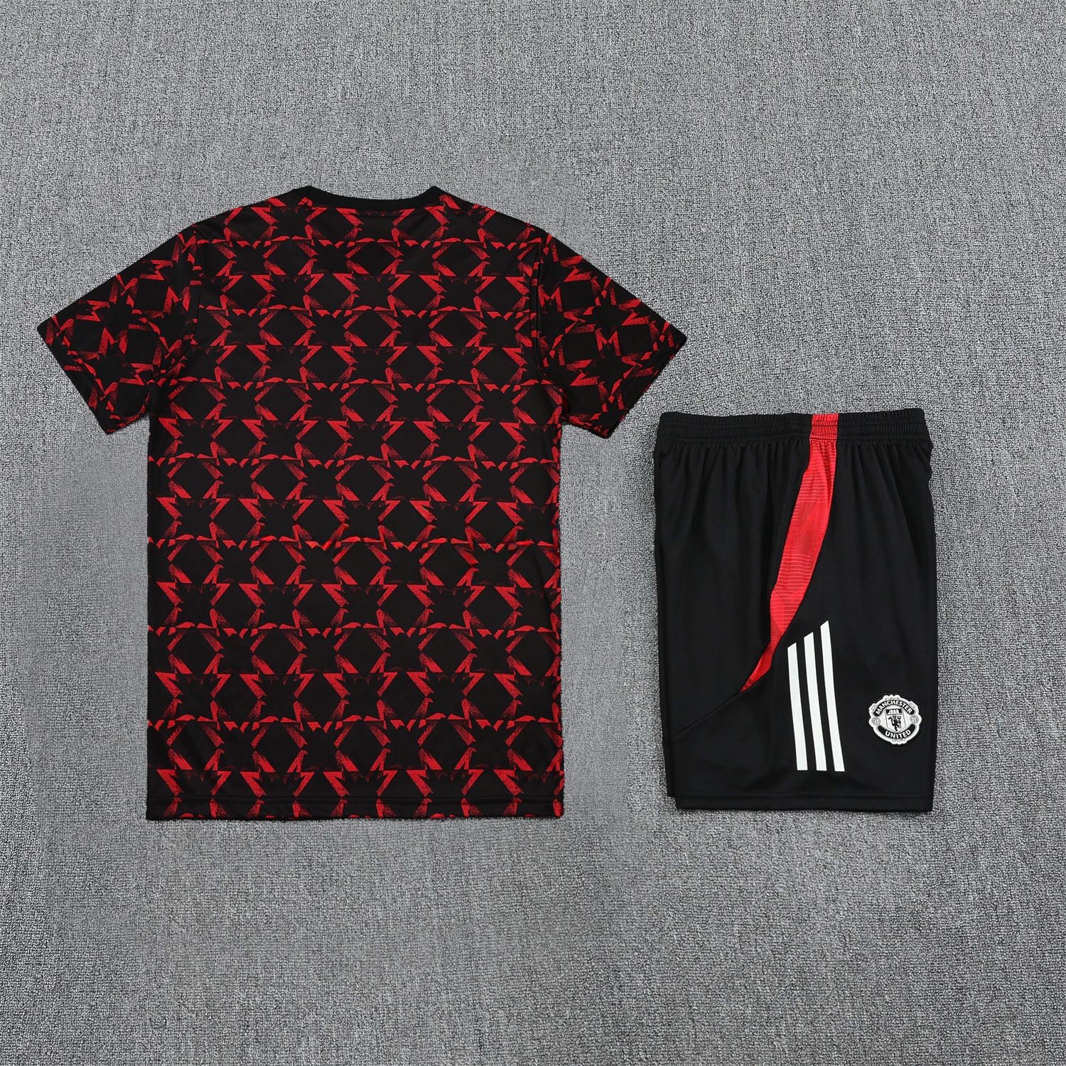 Manchester United 25-26 Pre-Match Short-Sleeve Training Set - Red Top & Black Shorts - UnitedFutballJersey