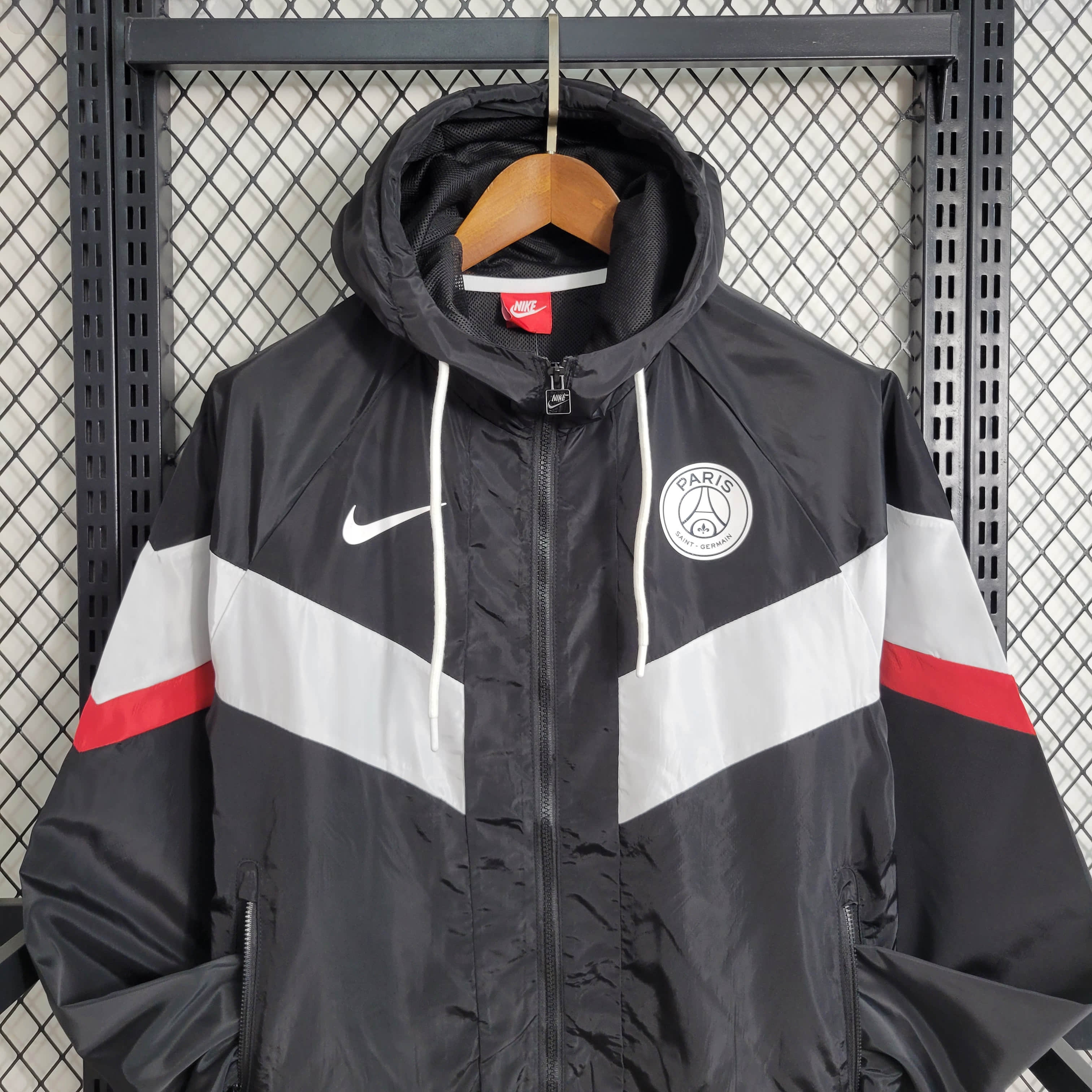 Paris Saint-Germain PSG 23-24 Windbreaker Jacket - Black - UnitedFutballJersey