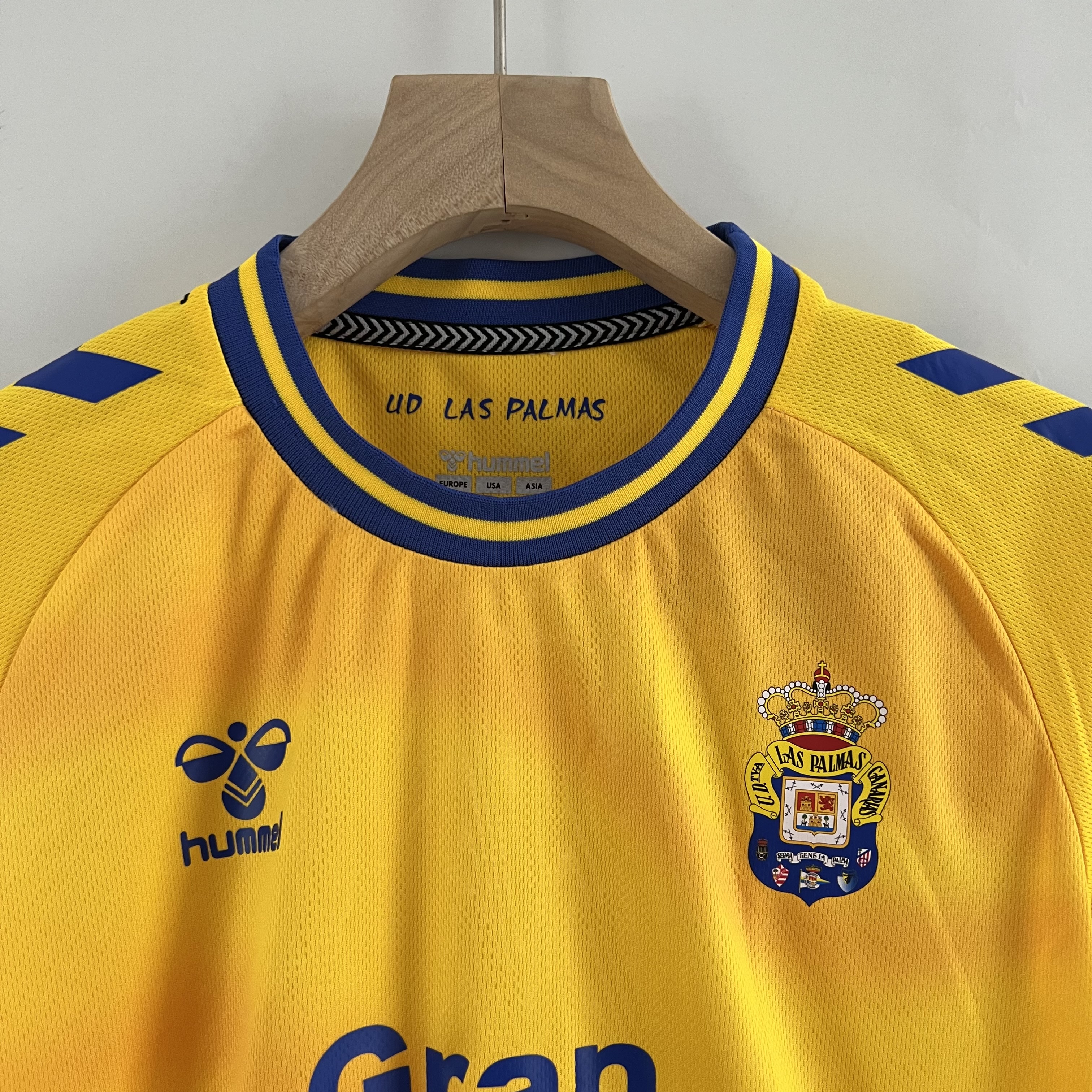 Las Palmas 23-24 Home Stadium Kids Kit - UnitedFutballJersey