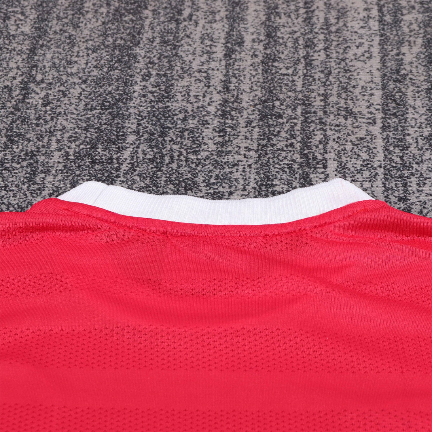 Retro Liver.pool 1998-00 Home Kids Kit - UnitedFutballJersey