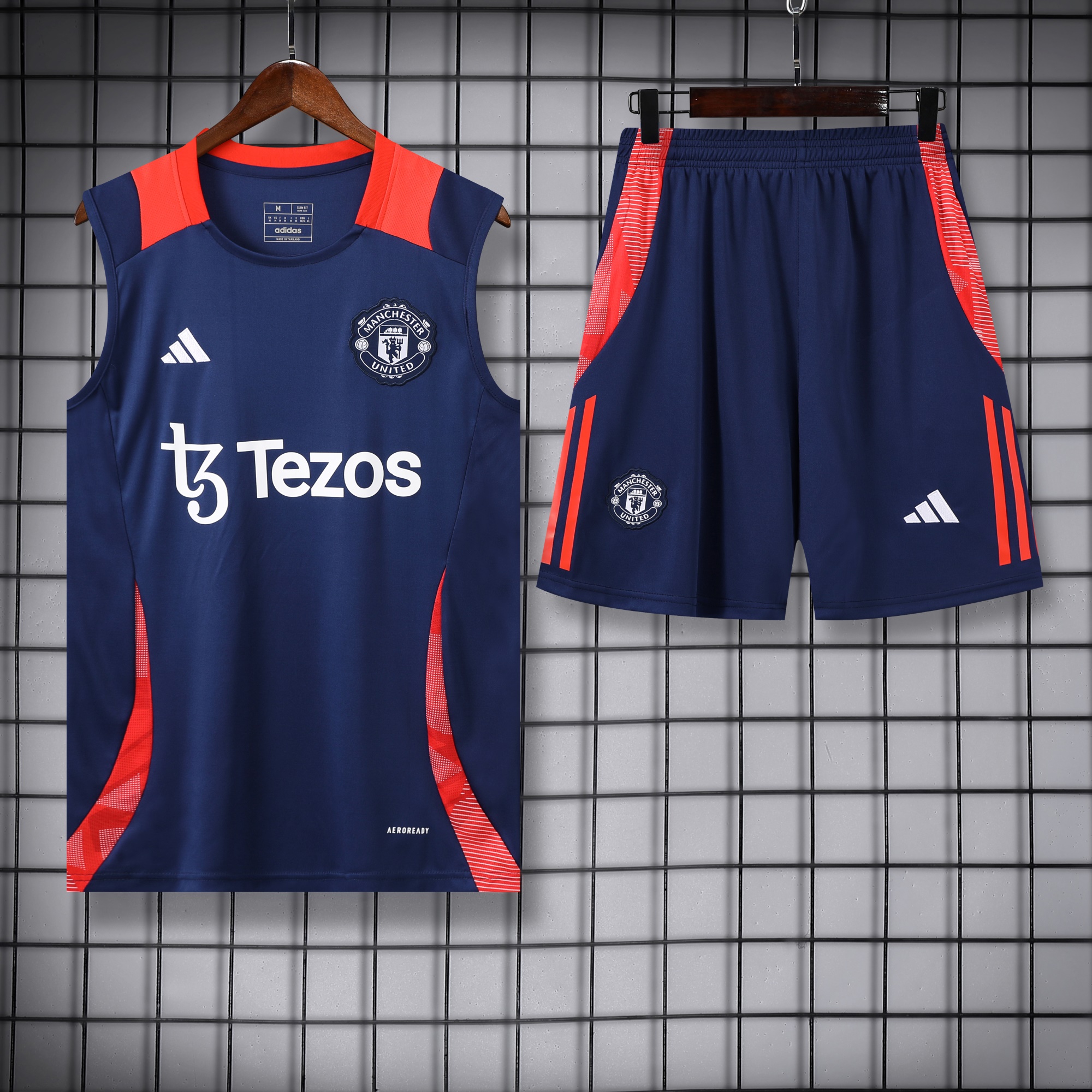 Manchester United 24-25 Vest Training Set - Deep Blue - UnitedFutballJersey