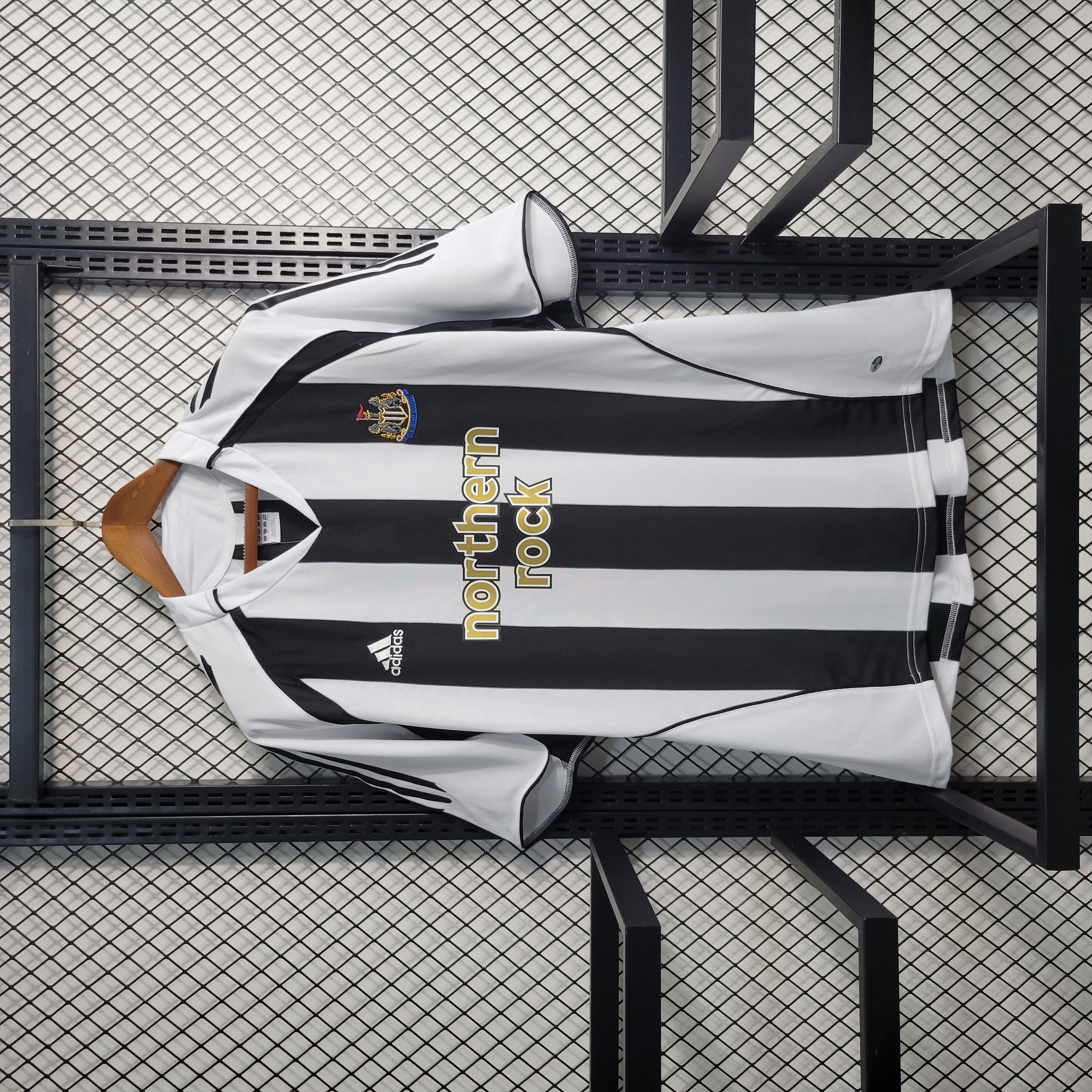 Retro Newcastle United 04-06 Home Stadium Jersey - UnitedFutballJersey