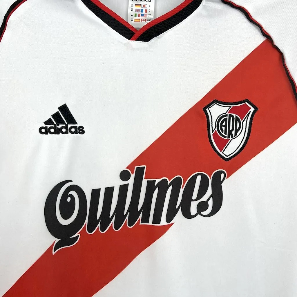 Retro River Plate 2000-01 Home Jersey - UnitedFutballJersey