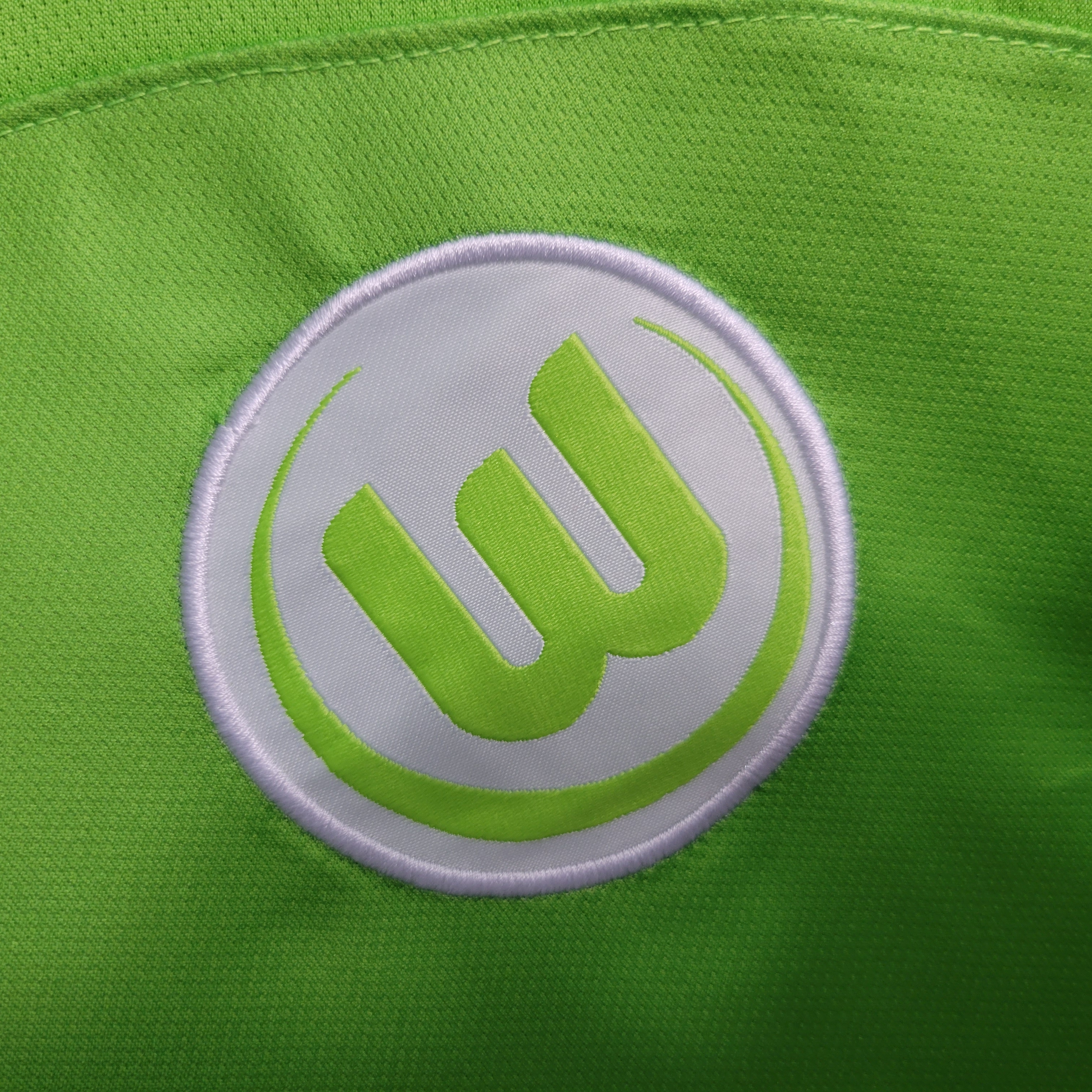 Wolfsburg 23-24 Home Jersey - Fans Version - UnitedFutballJersey
