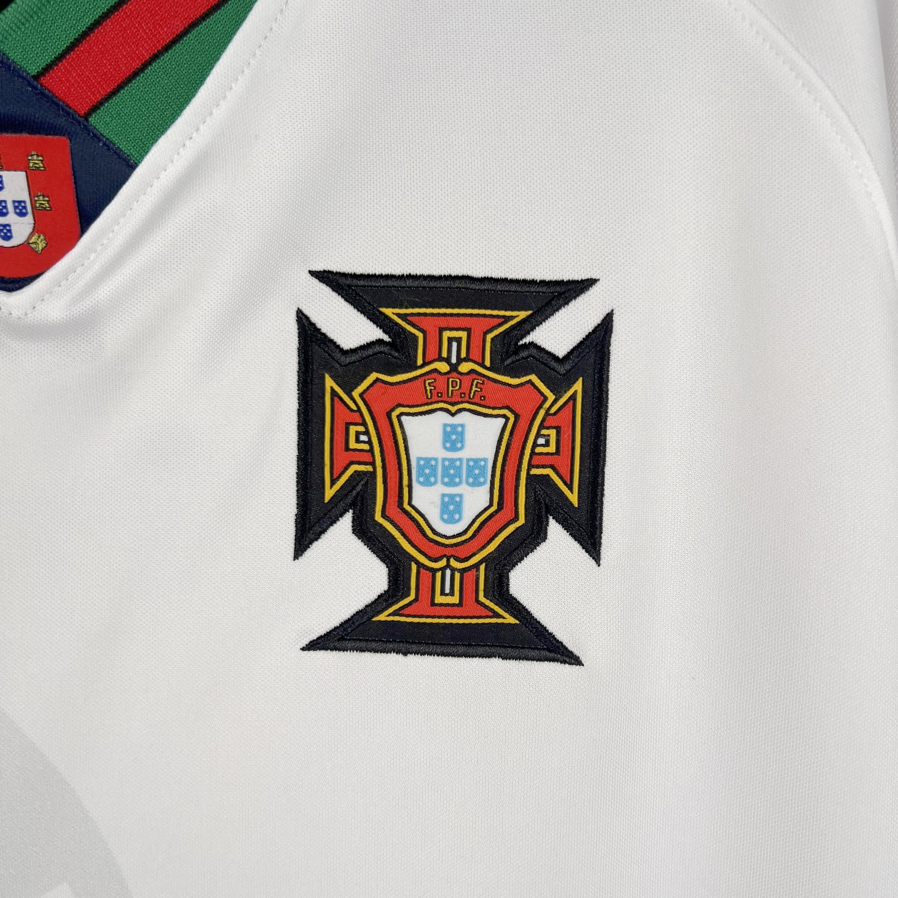 Retro Portugal 1996-97 Away Stadium Jersey - UnitedFutballJersey
