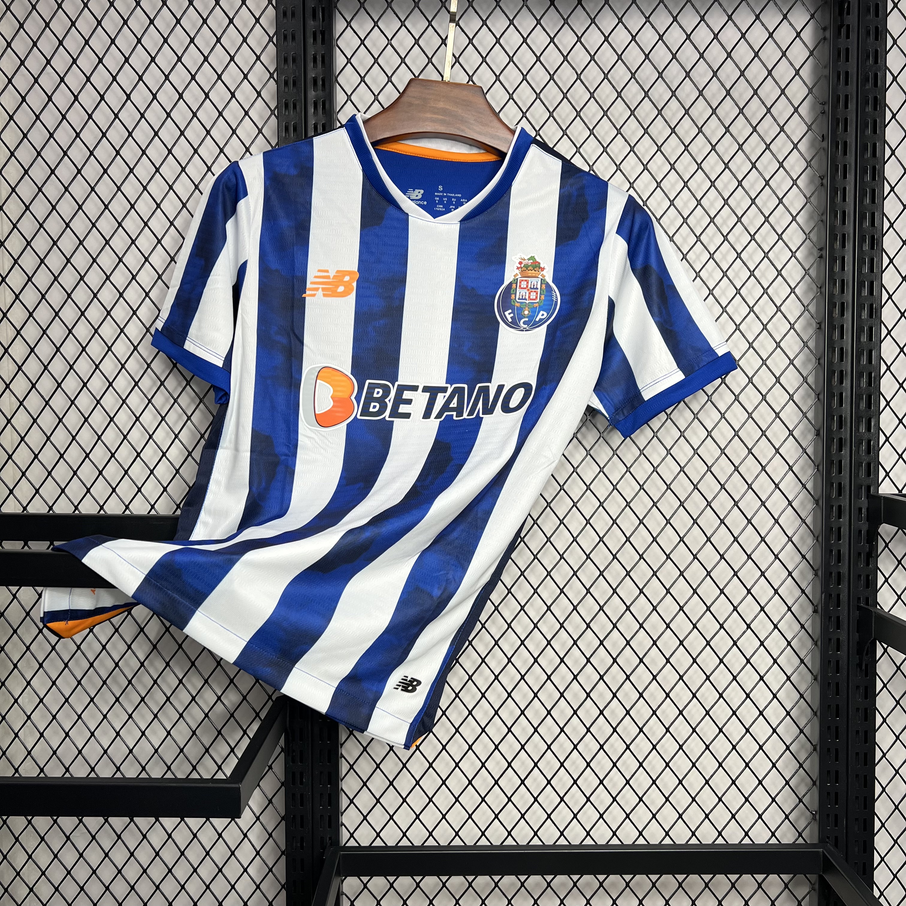 Porto 24-25 Home Stadium Jersey - Fans Version - UnitedFutballJersey