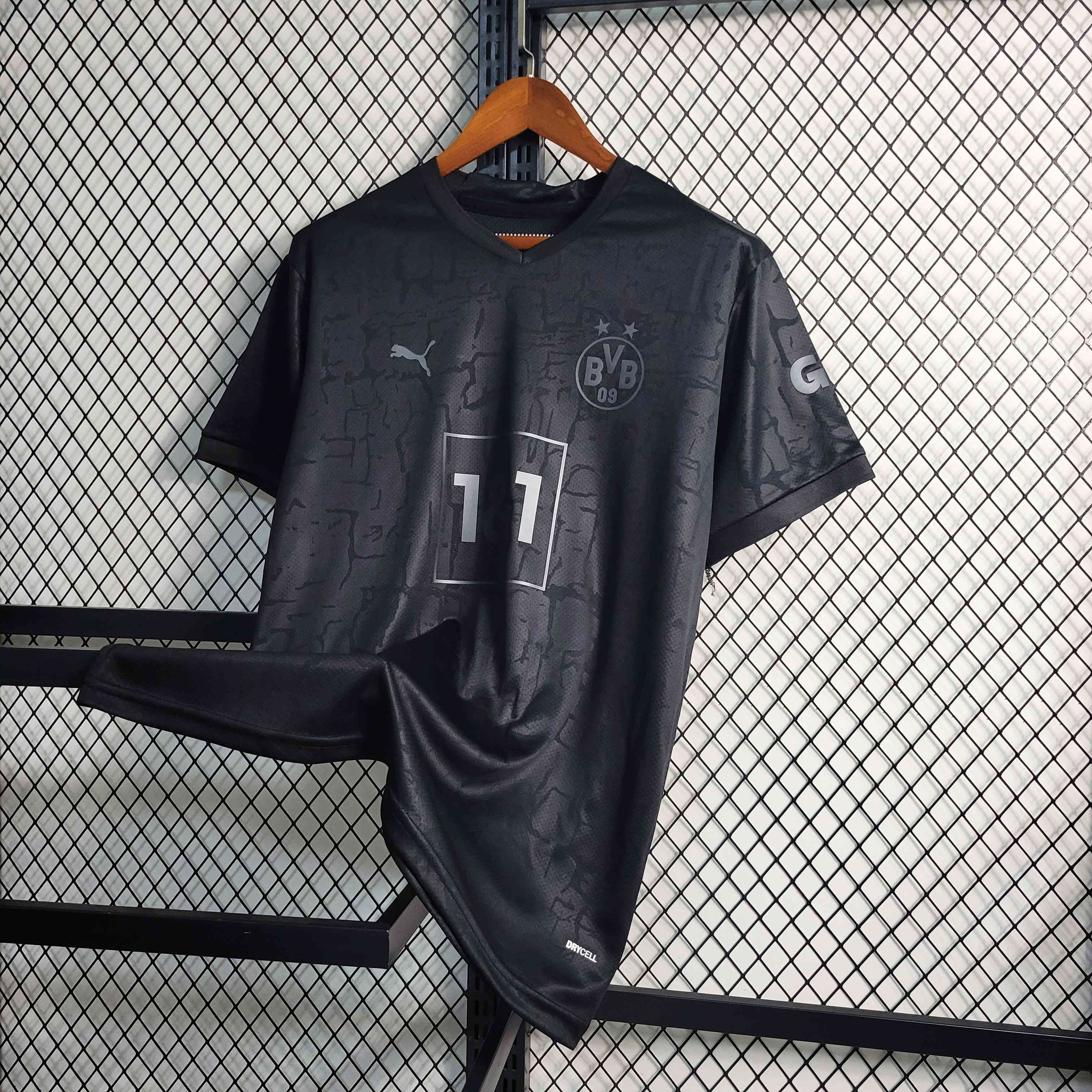 Retro Dortmund 2022-23 Black Special Edition Jersey - UnitedFutballJersey