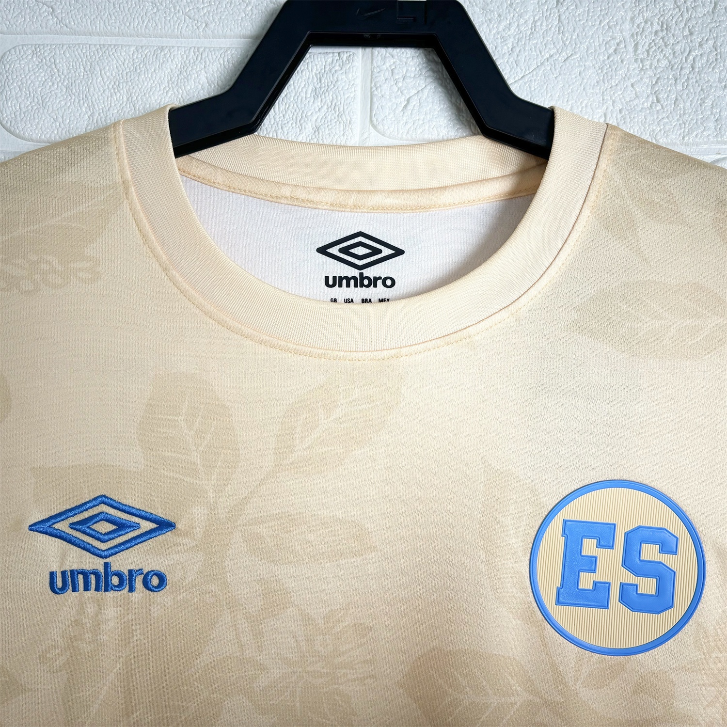 El Salvador 2025-26 Yellow Pre-Match Jersey - Fans Version - UnitedFutballJersey