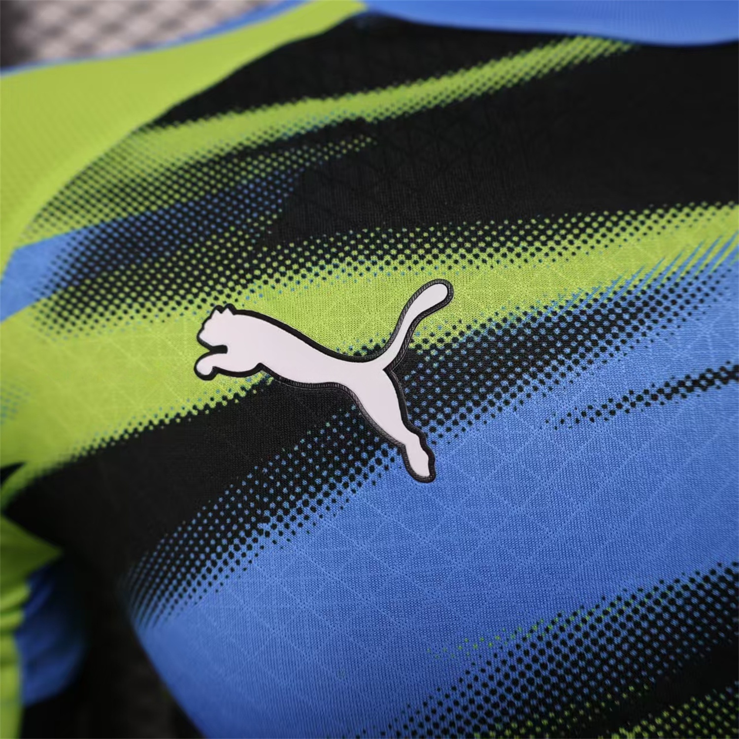Marseille 25-26 Blue Green Gradient Training Jersey - Player Version - UnitedFutballJersey