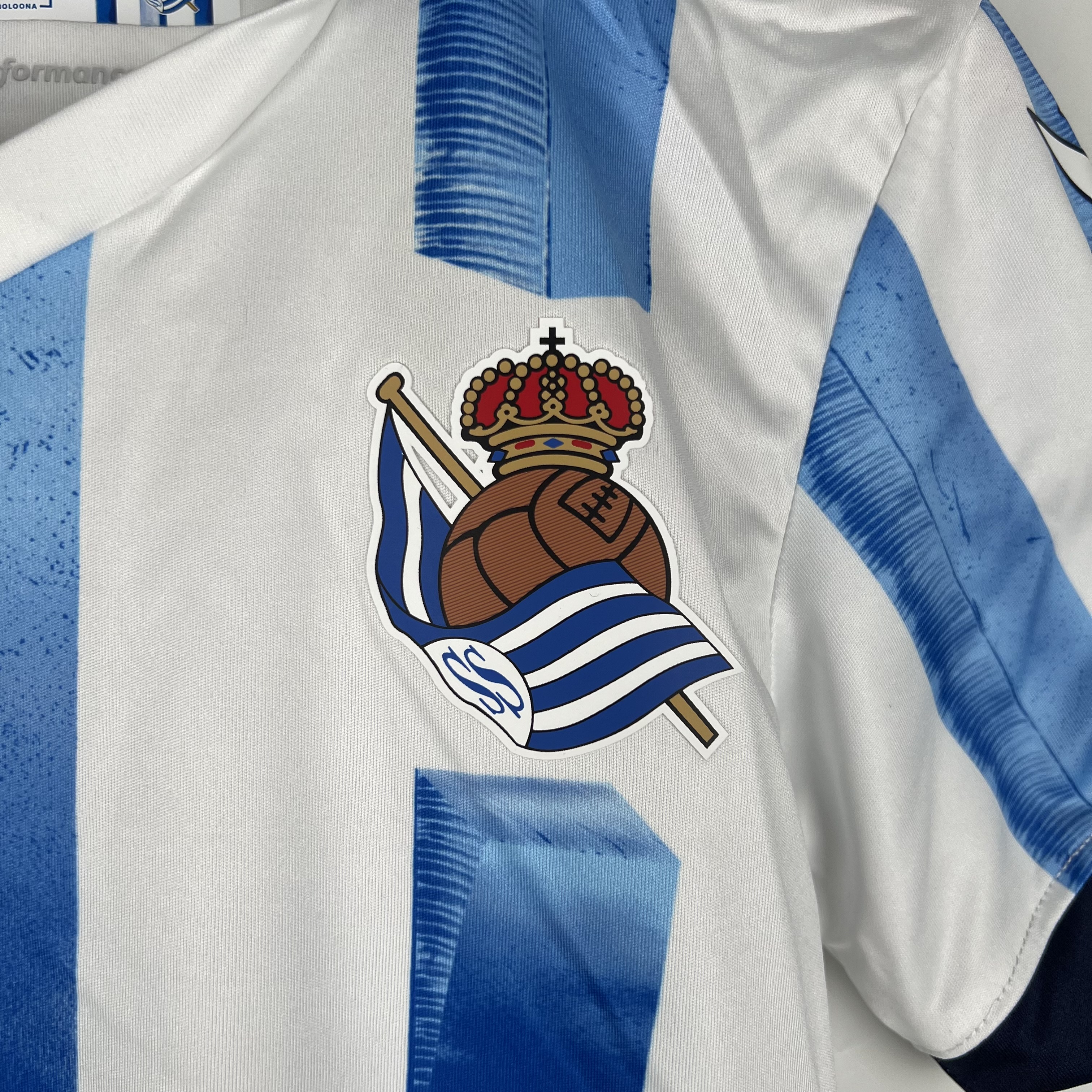Real Sociedad 23-24 Home Stadium Kids Kit - UnitedFutballJersey