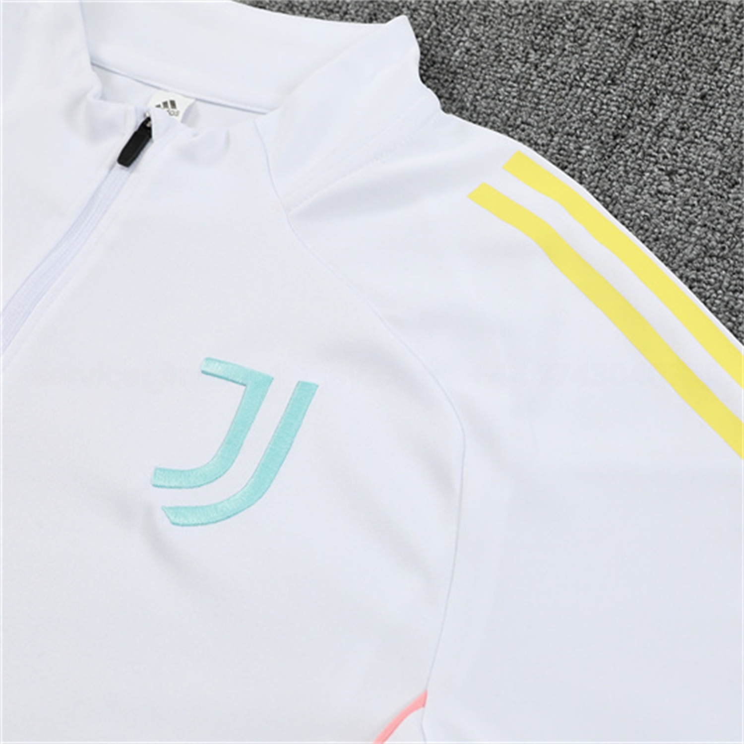 Juventus 25-26 Long Sleeve Training Set - White Top and Black Pants - UnitedFutballJersey