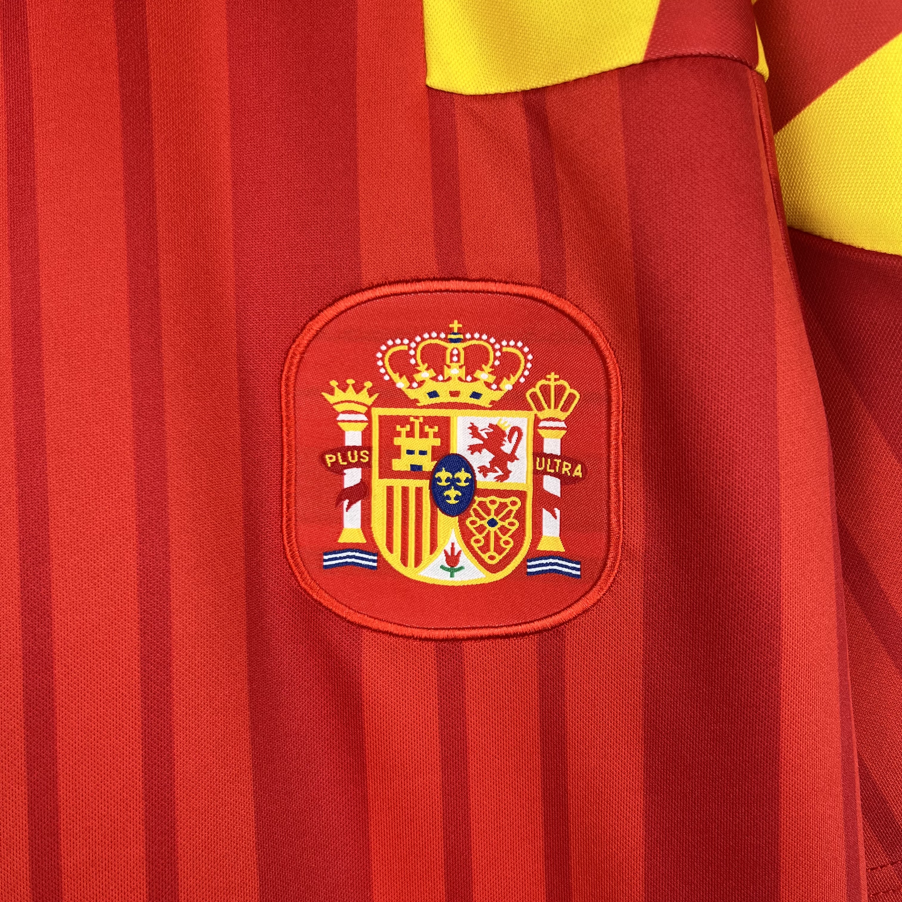 Retro Spain 1992 Home Stadium Jersey - UnitedFutballJersey
