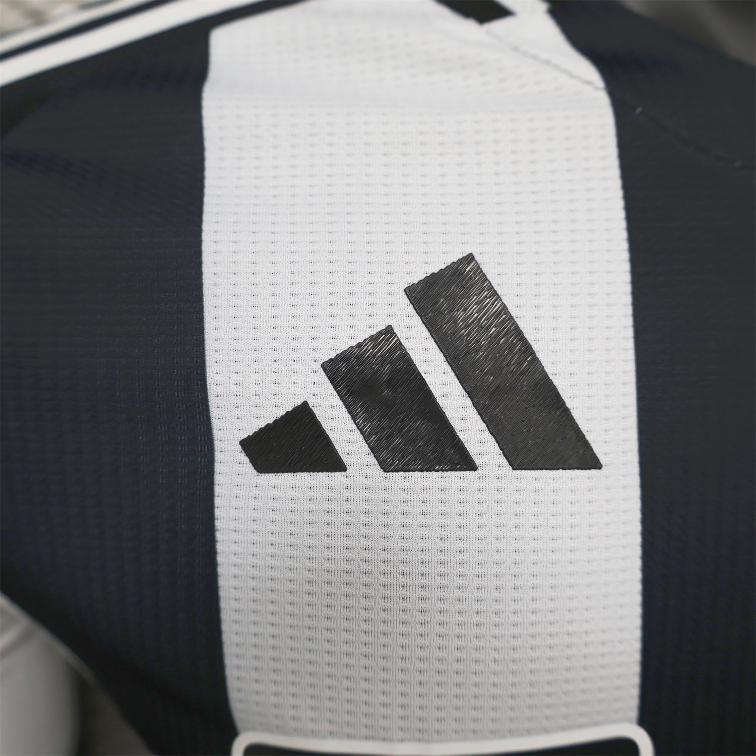 Newcastle United 2025 CARABAO CUP FINAL Home Jersey - Player Version - UnitedFutballJersey