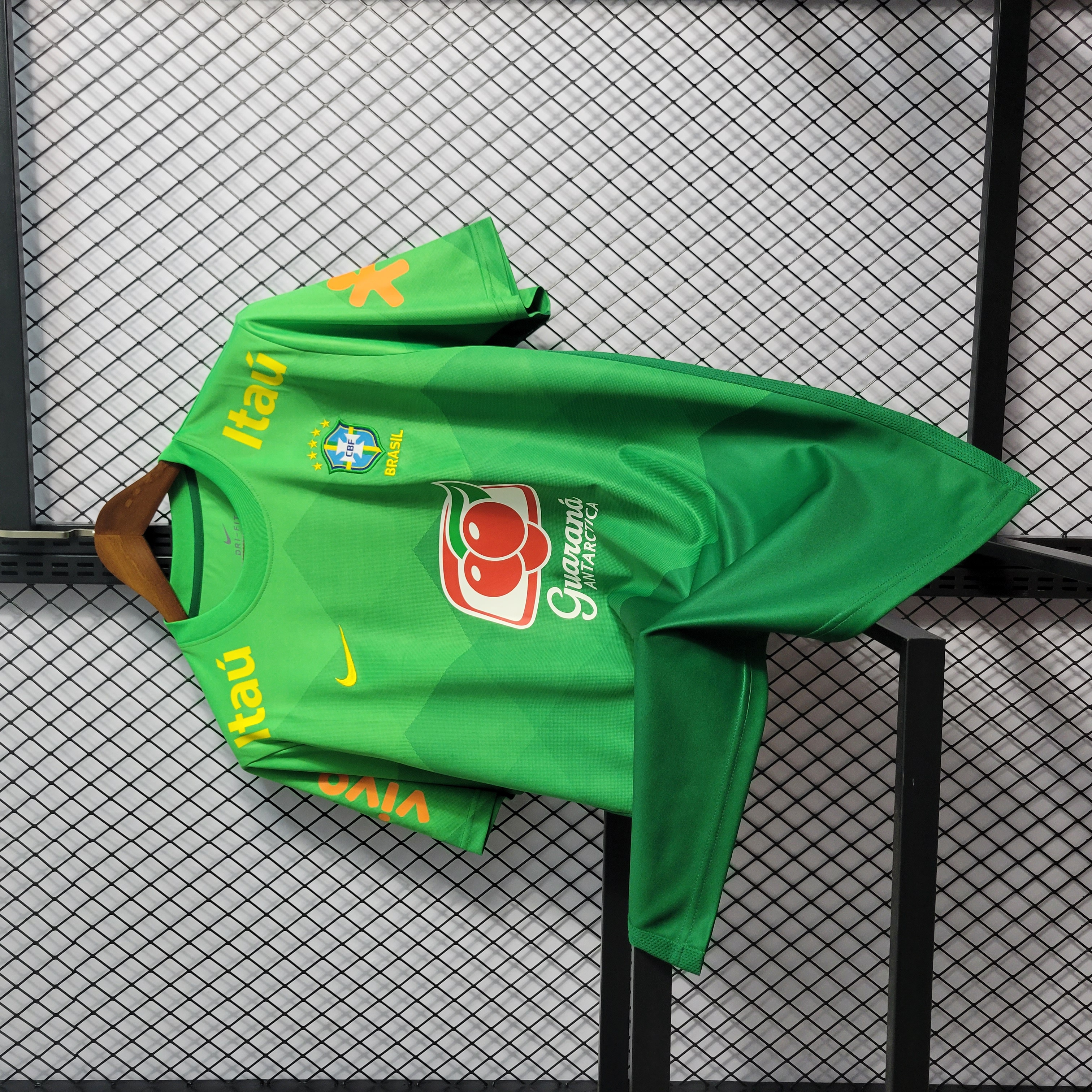 Retro Brazil 2020 Green Training Jersey - UnitedFutballJersey