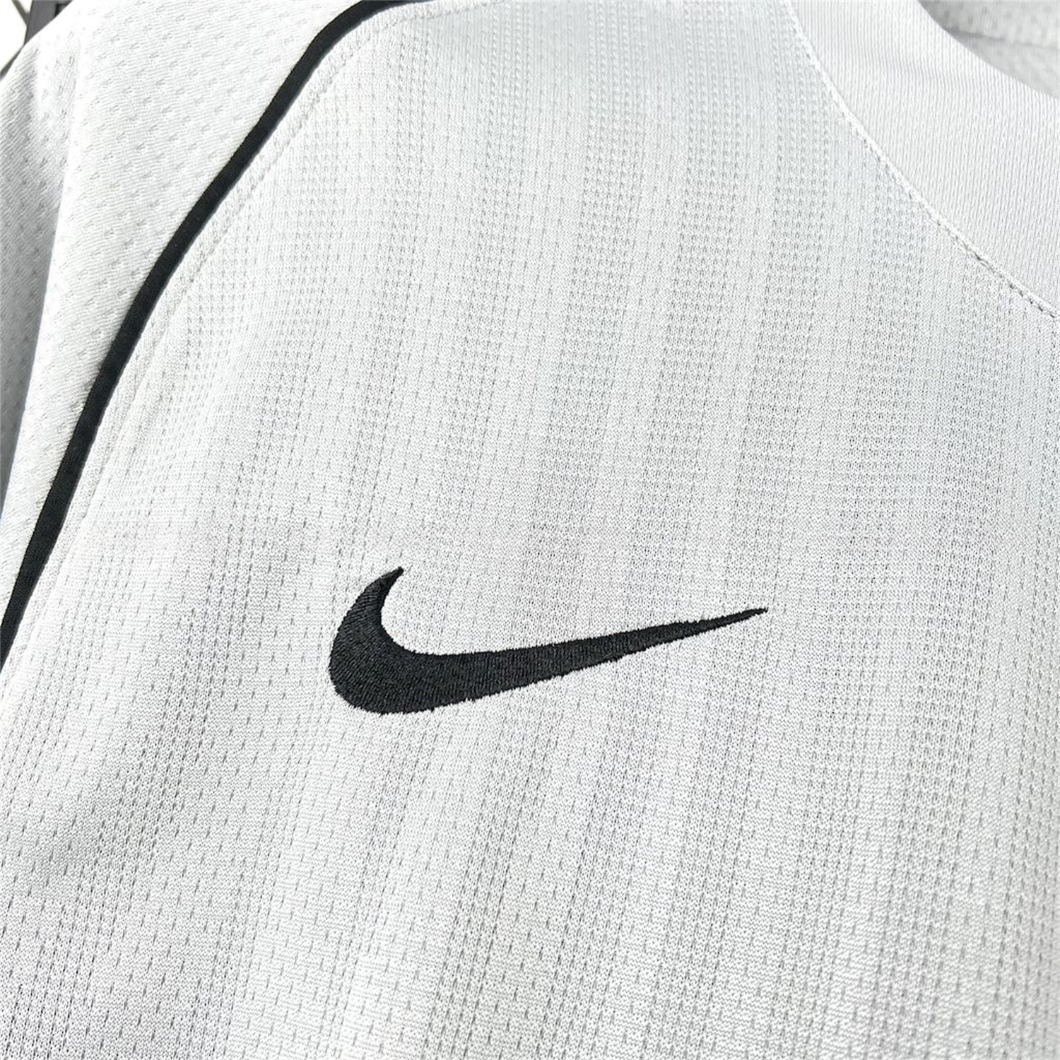 Manchester United Retro 2007-08 Grey Goalkeeper Long Sleeves Jersey - UnitedFutballJersey