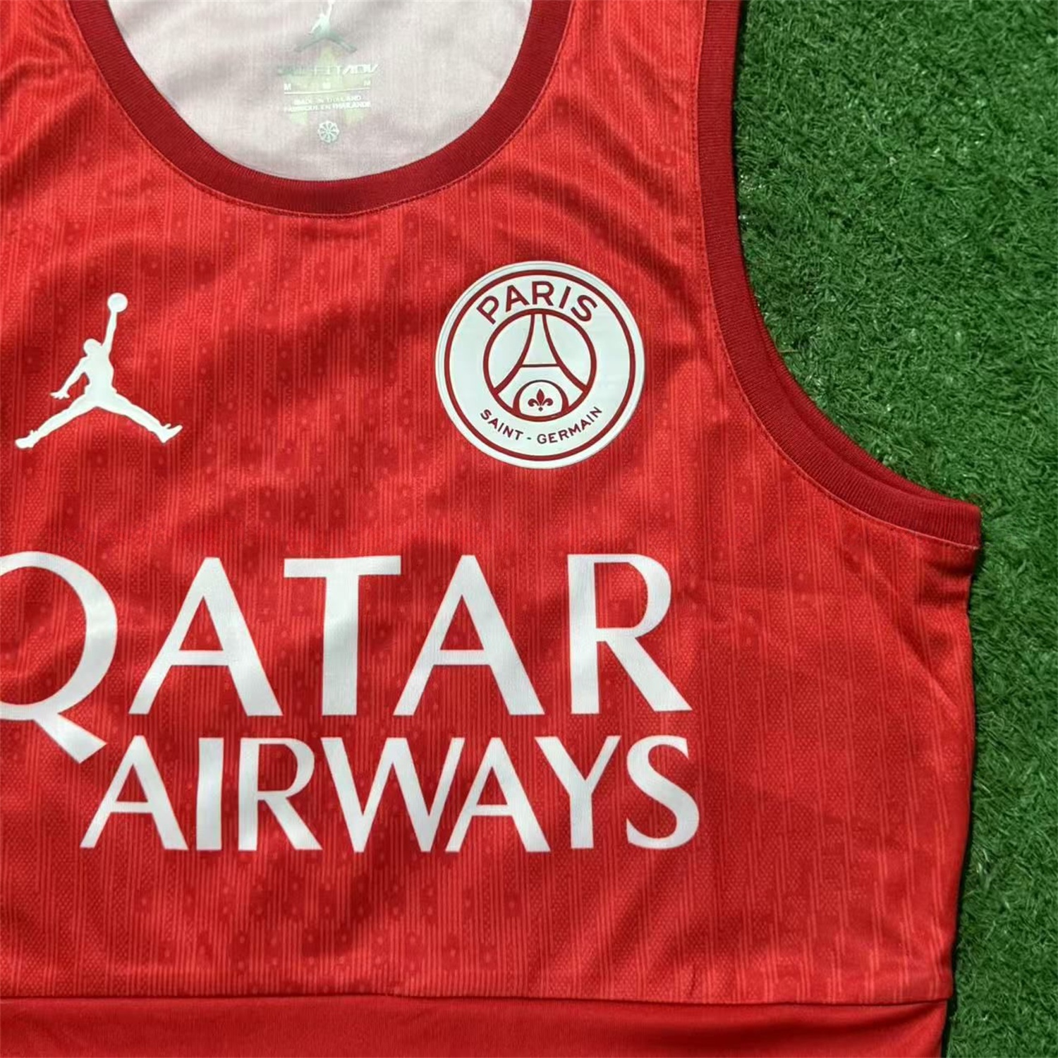 Women's Paris Saint-Germain PSG 25-26 Red Yoga Vest - UnitedFutballJersey