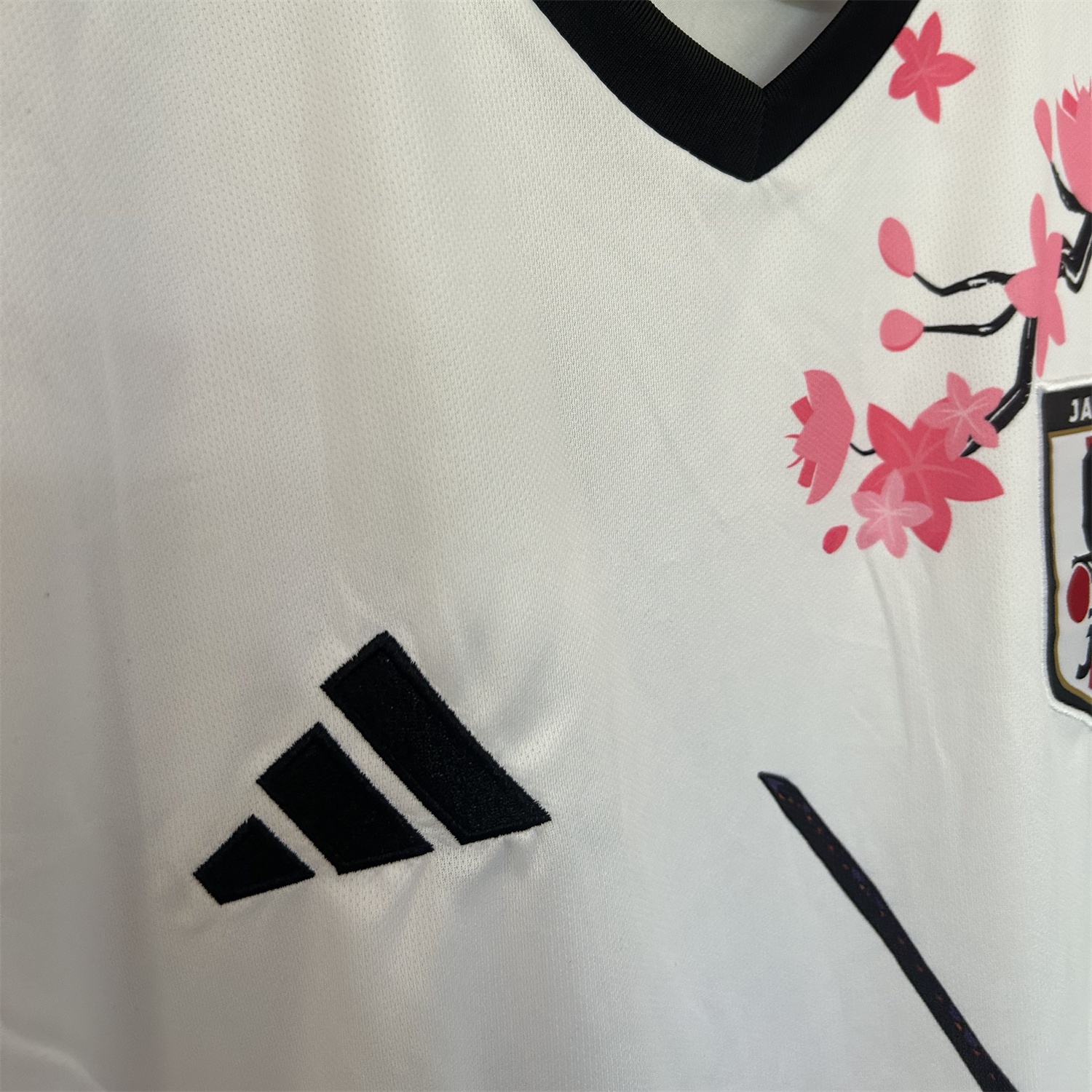 Japan 25-26 Roronoa Zoro White Special Jersey - Fans Version - UnitedFutballJersey