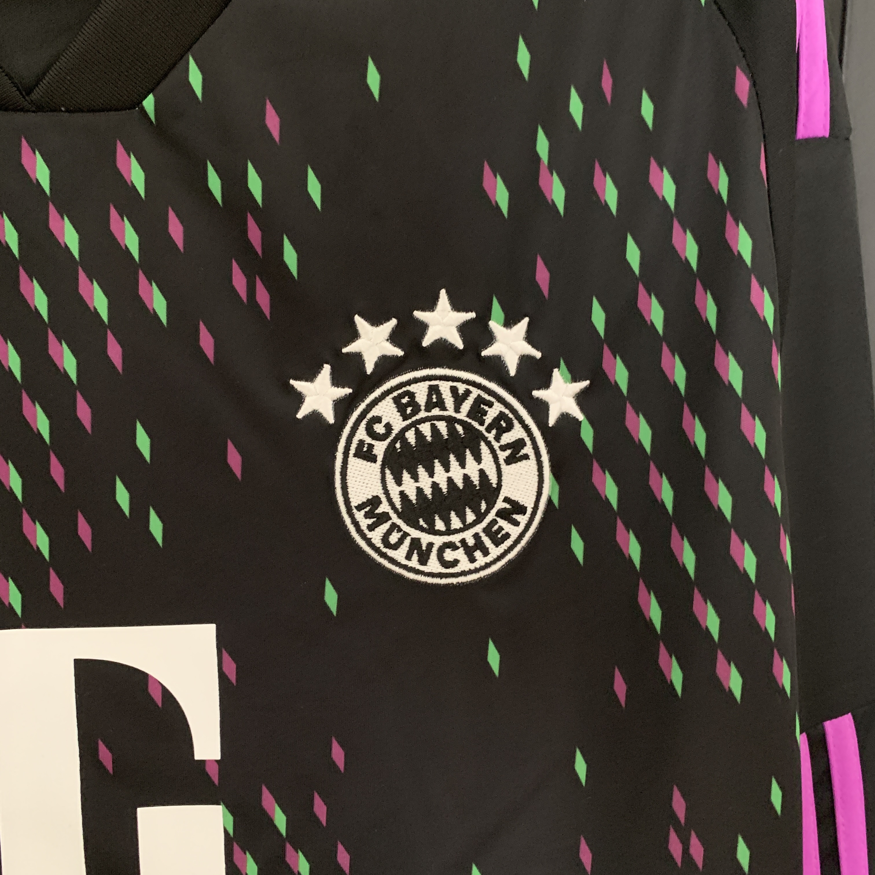 Bayern Munich 23-24 Away Long Sleeve Jersey - Fans Version - UnitedFutballJersey