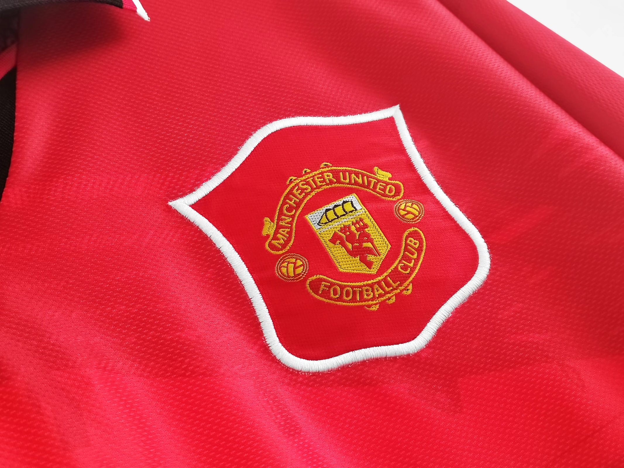 Retro Manchester United 94-96 Home Long Sleeve Jersey - UnitedFutballJersey