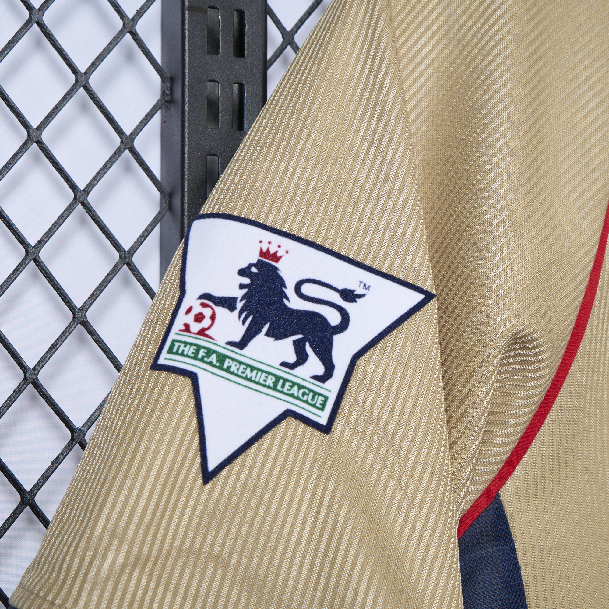 Retro Arsenal 2001-02 Away Stadium Jersey - UnitedFutballJersey
