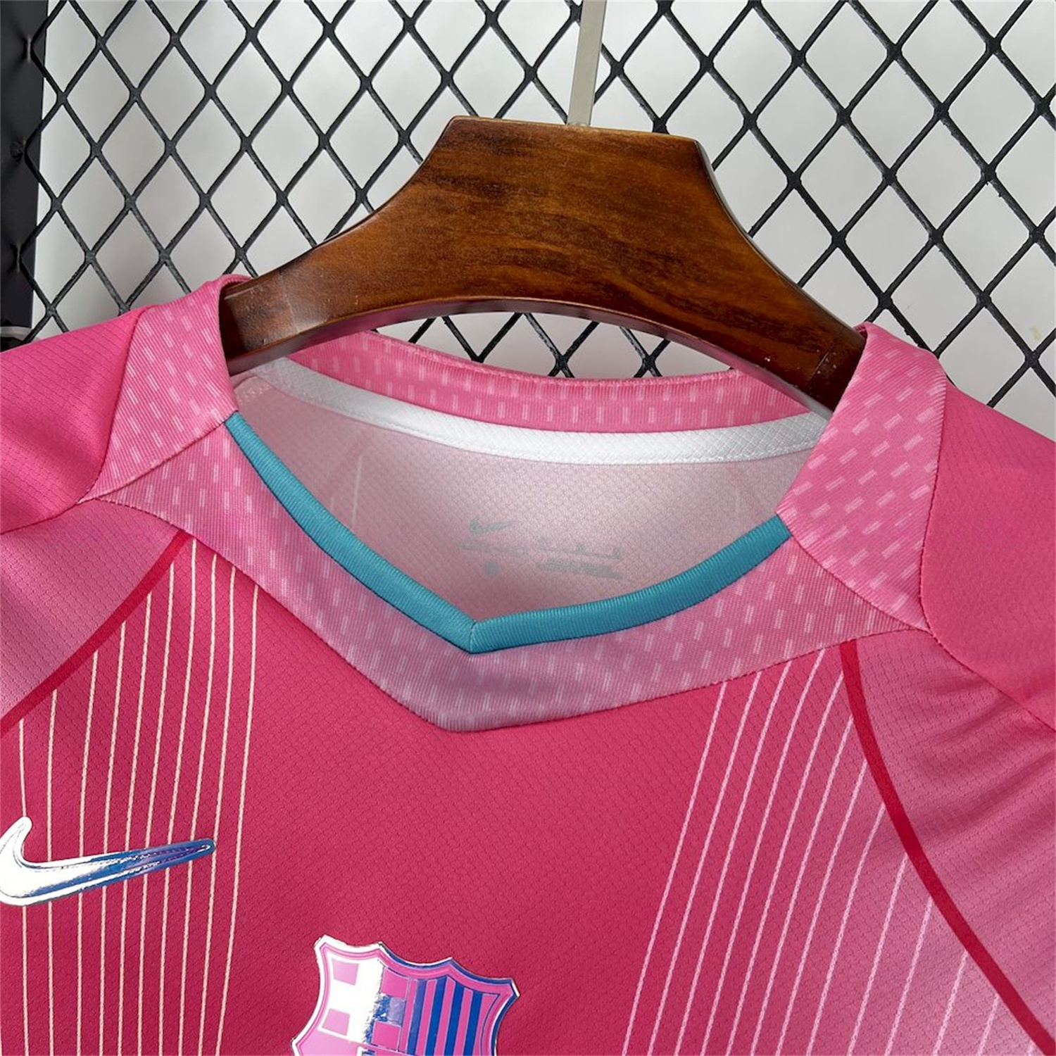 Barcelona 25-26 T90 White Lines Pink Gradient Special Jersey - Fans Version - UnitedFutballJersey