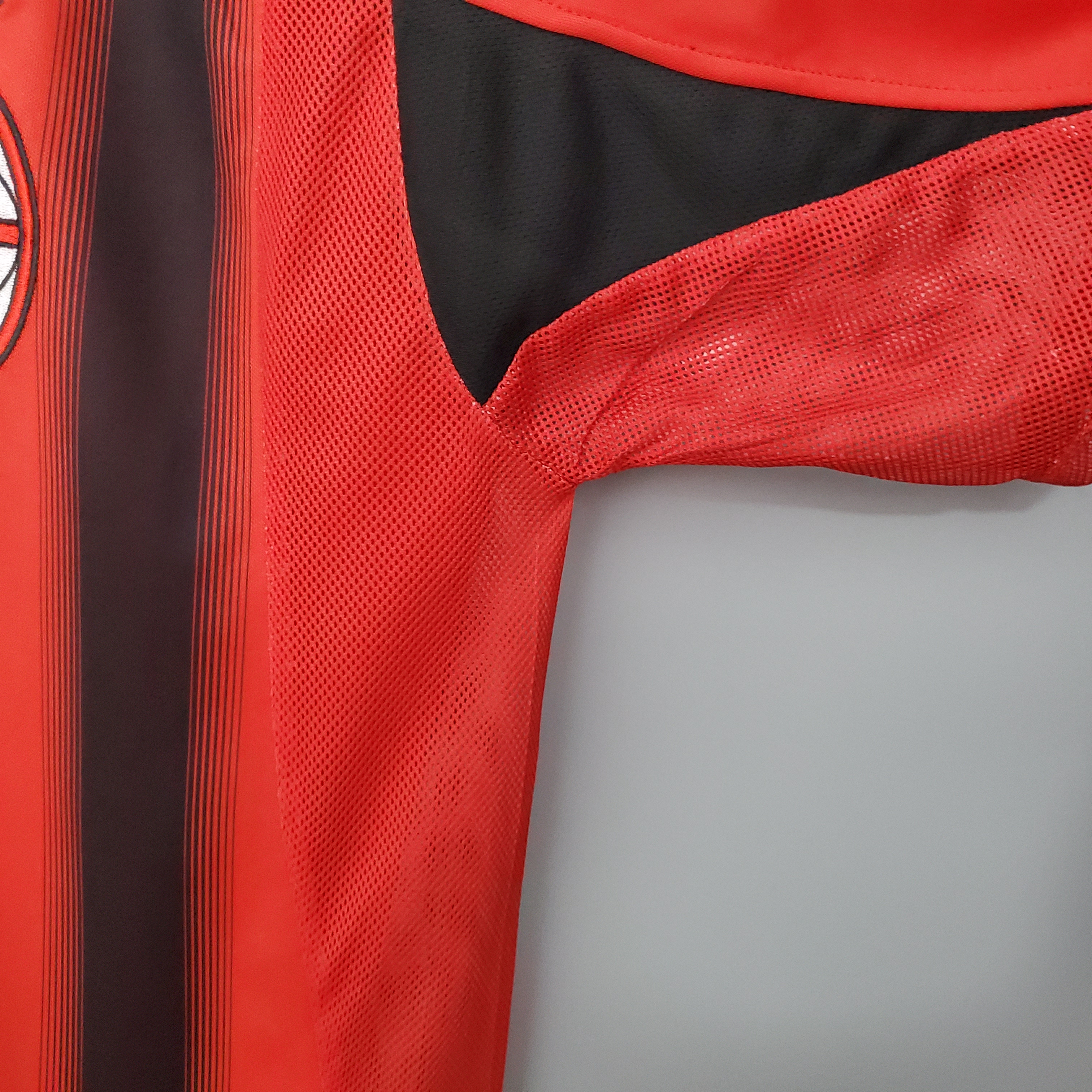 Retro AC Milan 04-05 Home Stadium Jersey - UnitedFutballJersey
