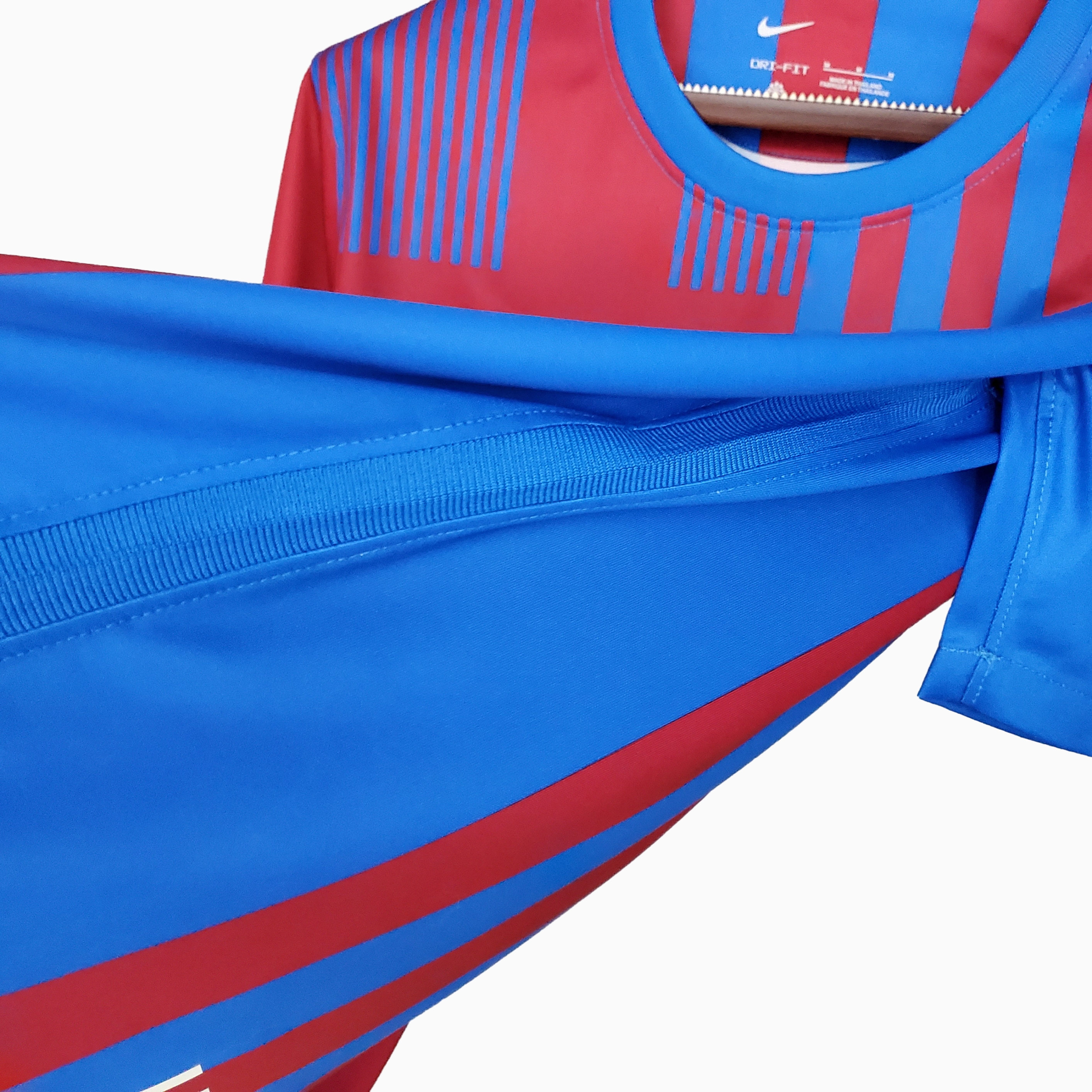 B.A.R.S.A Retro 21-22 Home Stadium Jersey - UnitedFutballJersey
