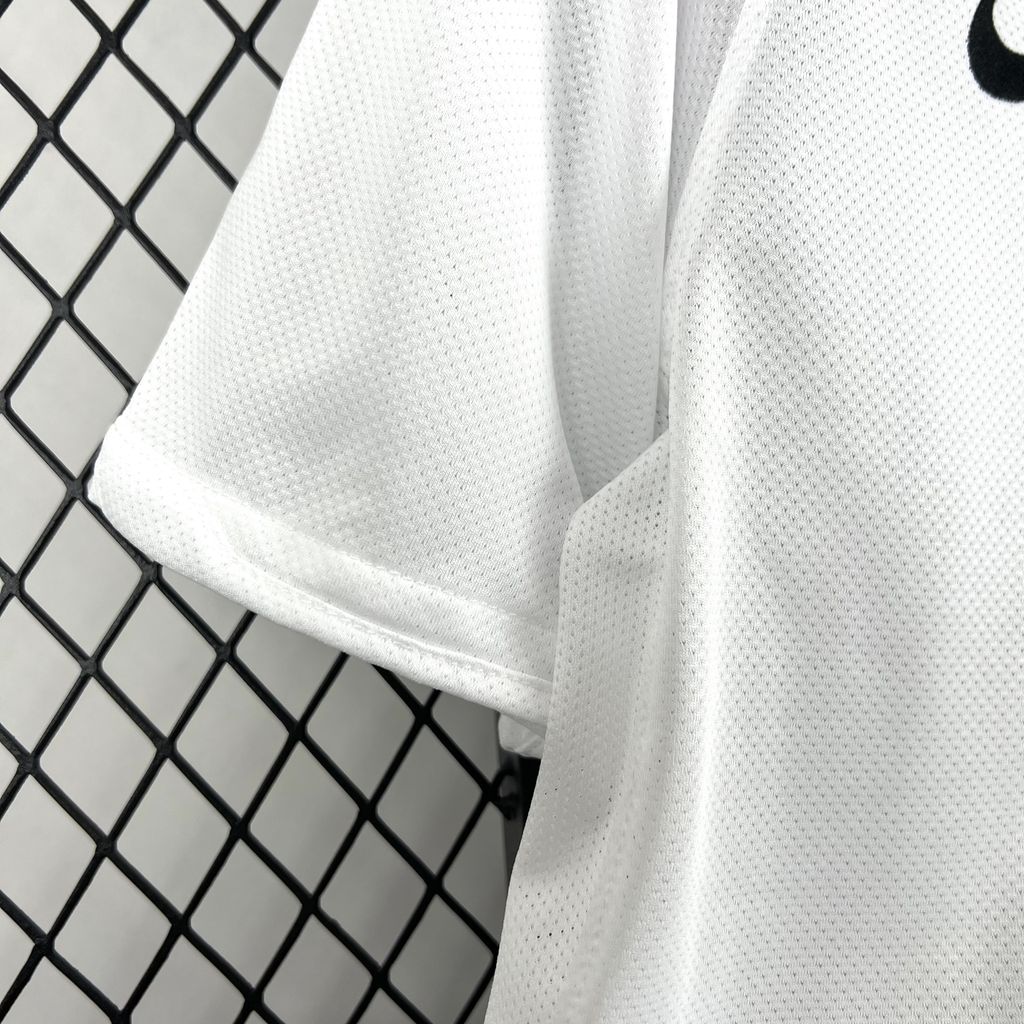 Retro Juventus 2010-11 Away Jersey - UnitedFutballJersey