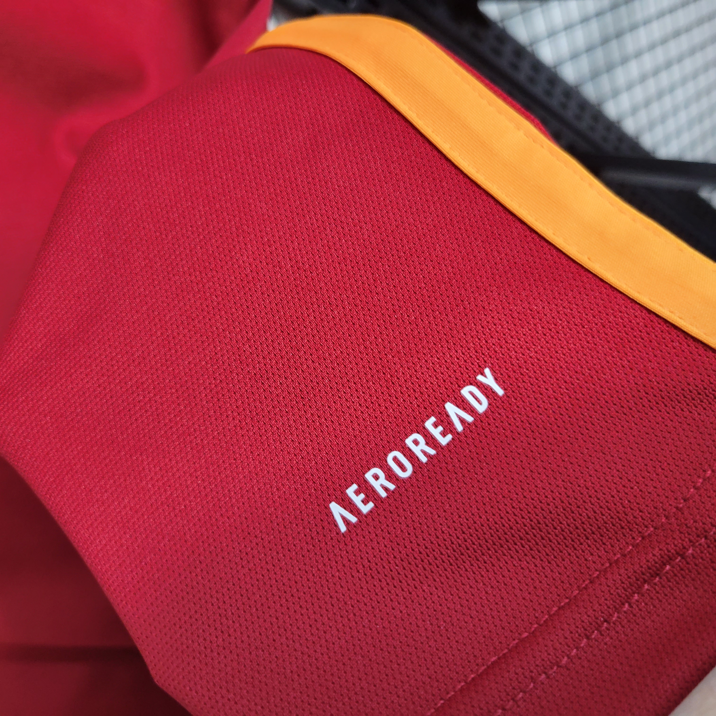 Roma 23-24 Home Stadium Jersey - Fans Version - UnitedFutballJersey