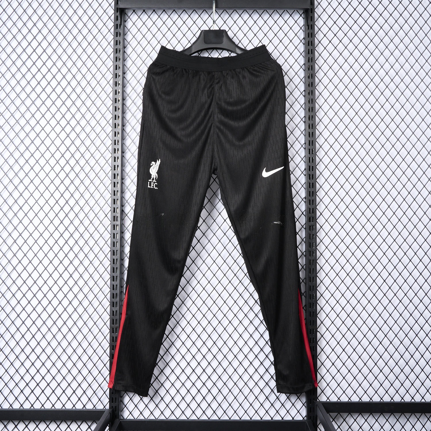 Liver.pool 24-25 Black Training Pants - Player Version - UnitedFutballJersey