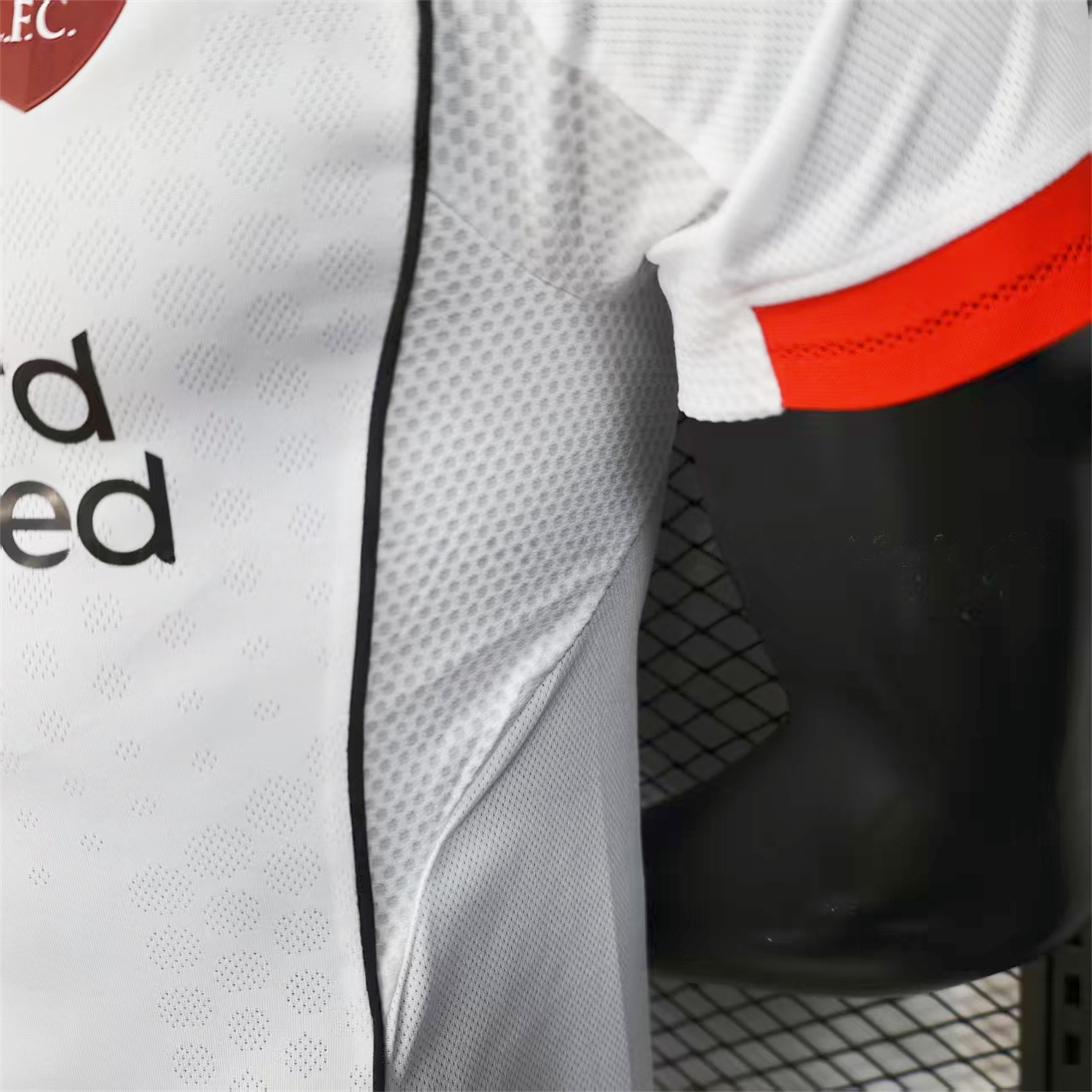 Liver.pool 25-26 Away White Jersey - Player Version - UnitedFutballJersey