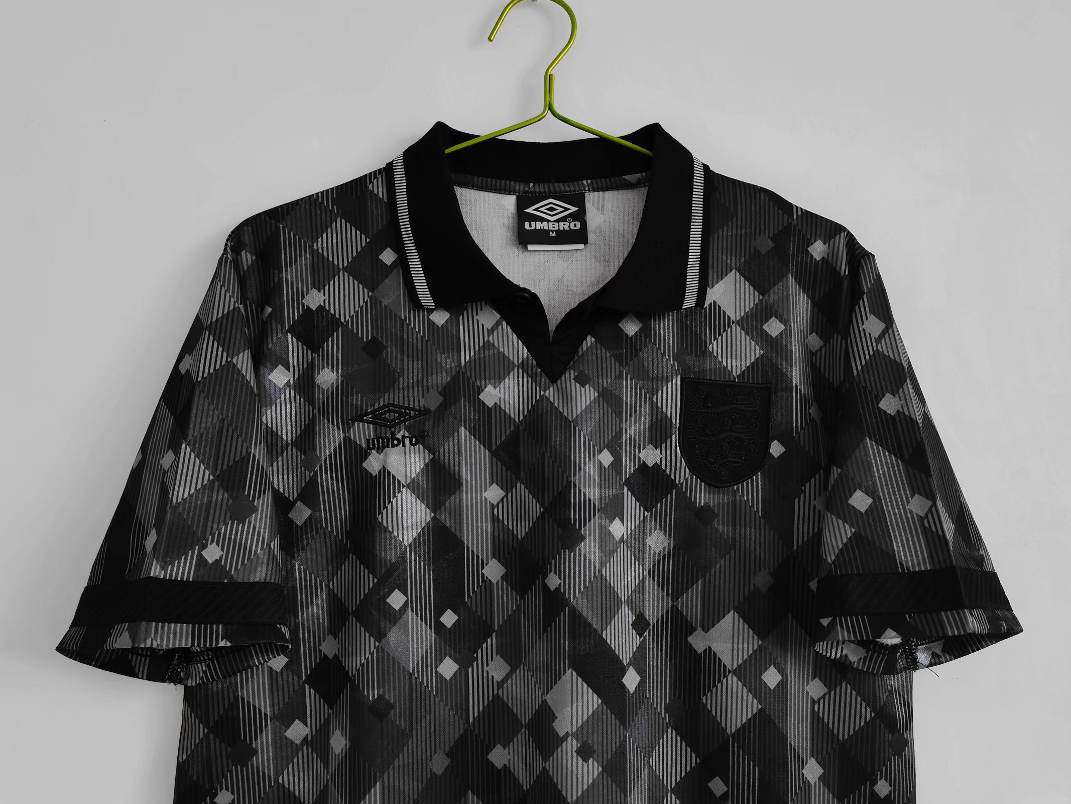 Retro England 1990 Black Jersey - UnitedFutballJersey